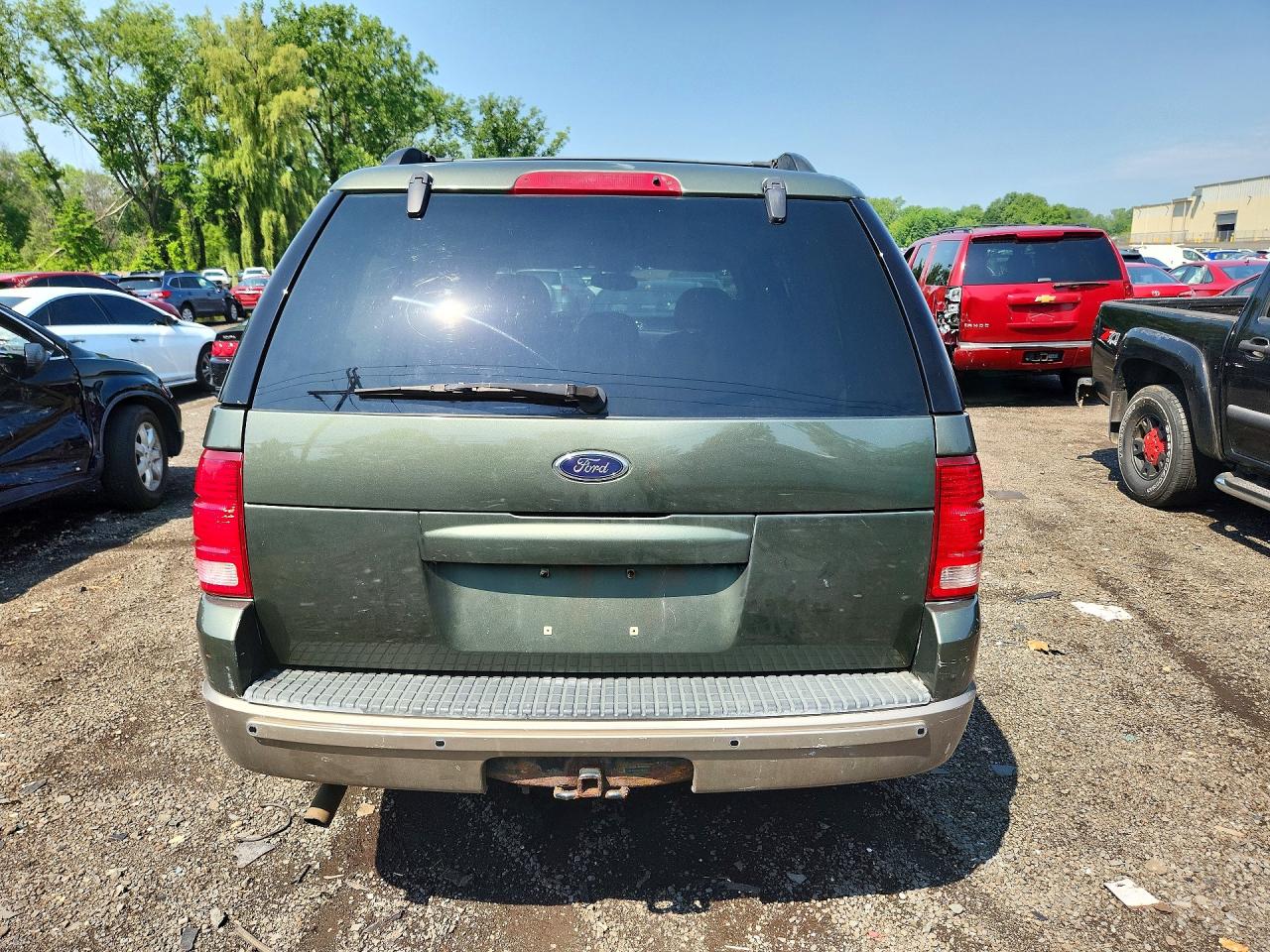 2004 Ford Explorer Eddie Bauer Green vin: 1FMZU74K44UC04925