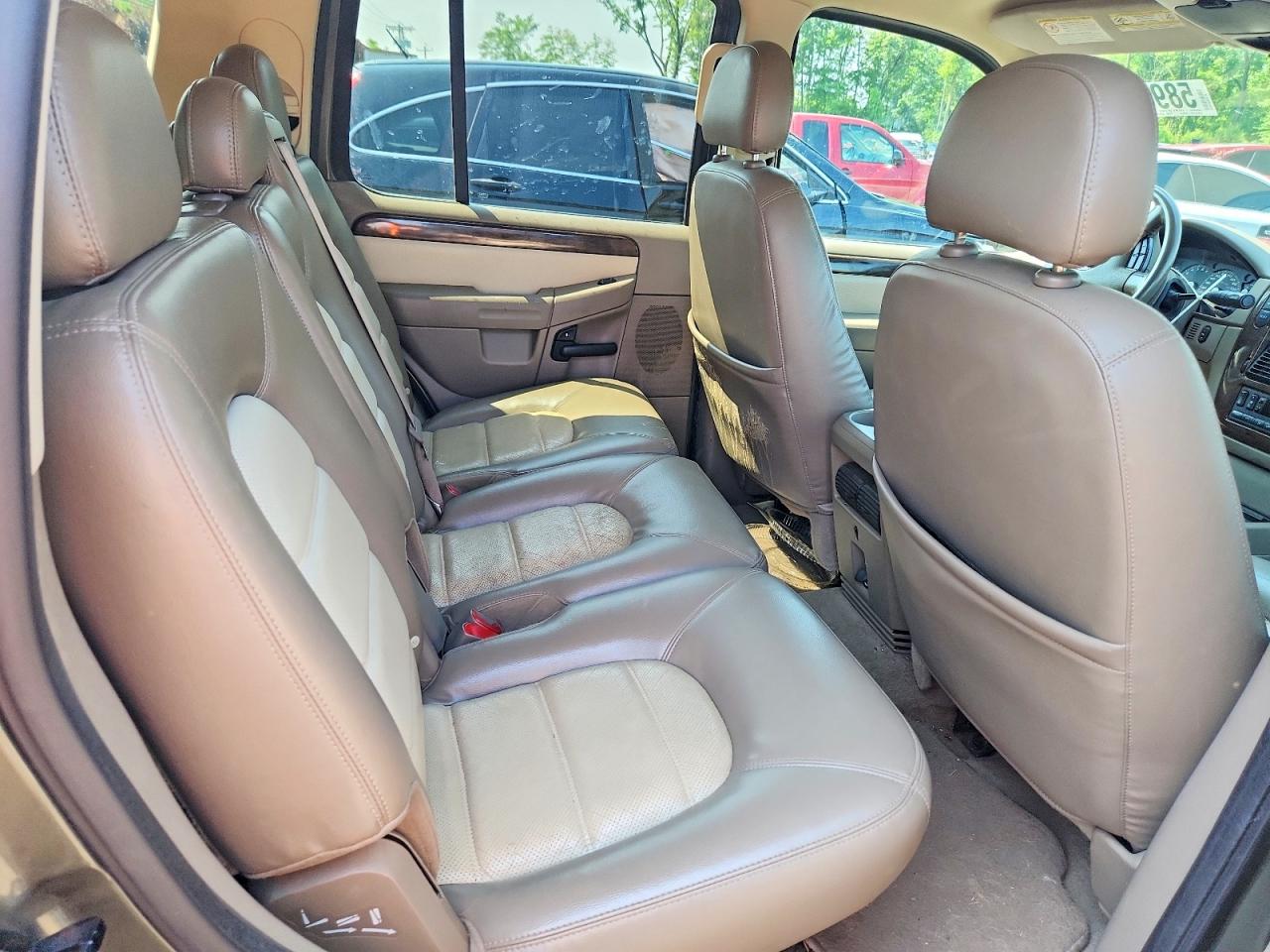 2004 Ford Explorer Eddie Bauer Green vin: 1FMZU74K44UC04925