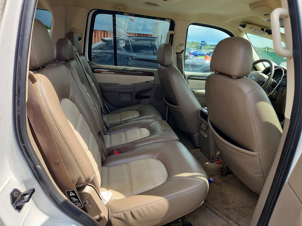 2003 Ford Explorer Eddie Bauer White vin: 1FMZU74K63UB11239