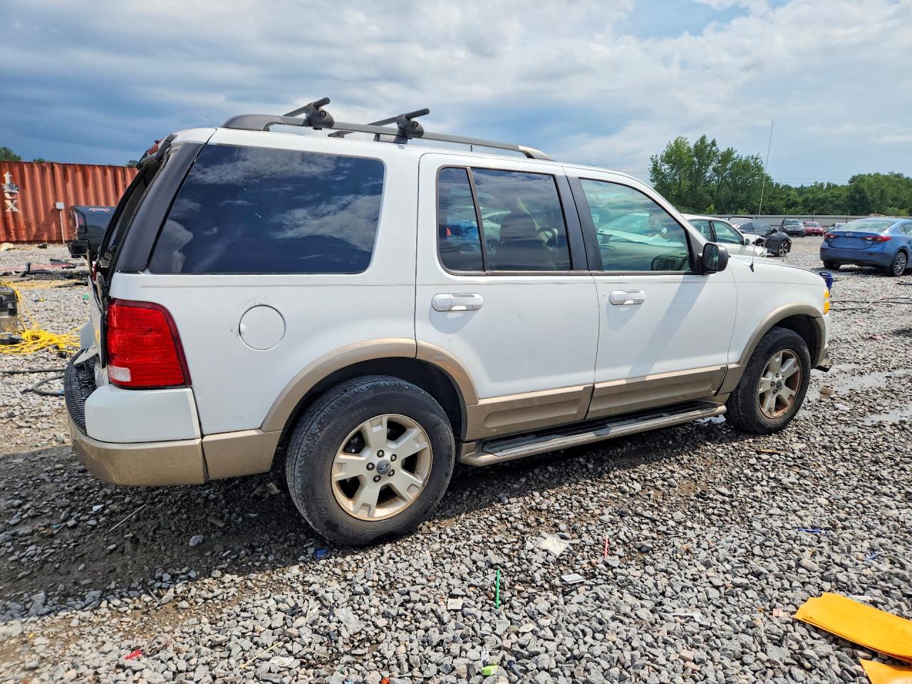 2003 Ford Explorer Eddie Bauer White vin: 1FMZU74K63UB11239
