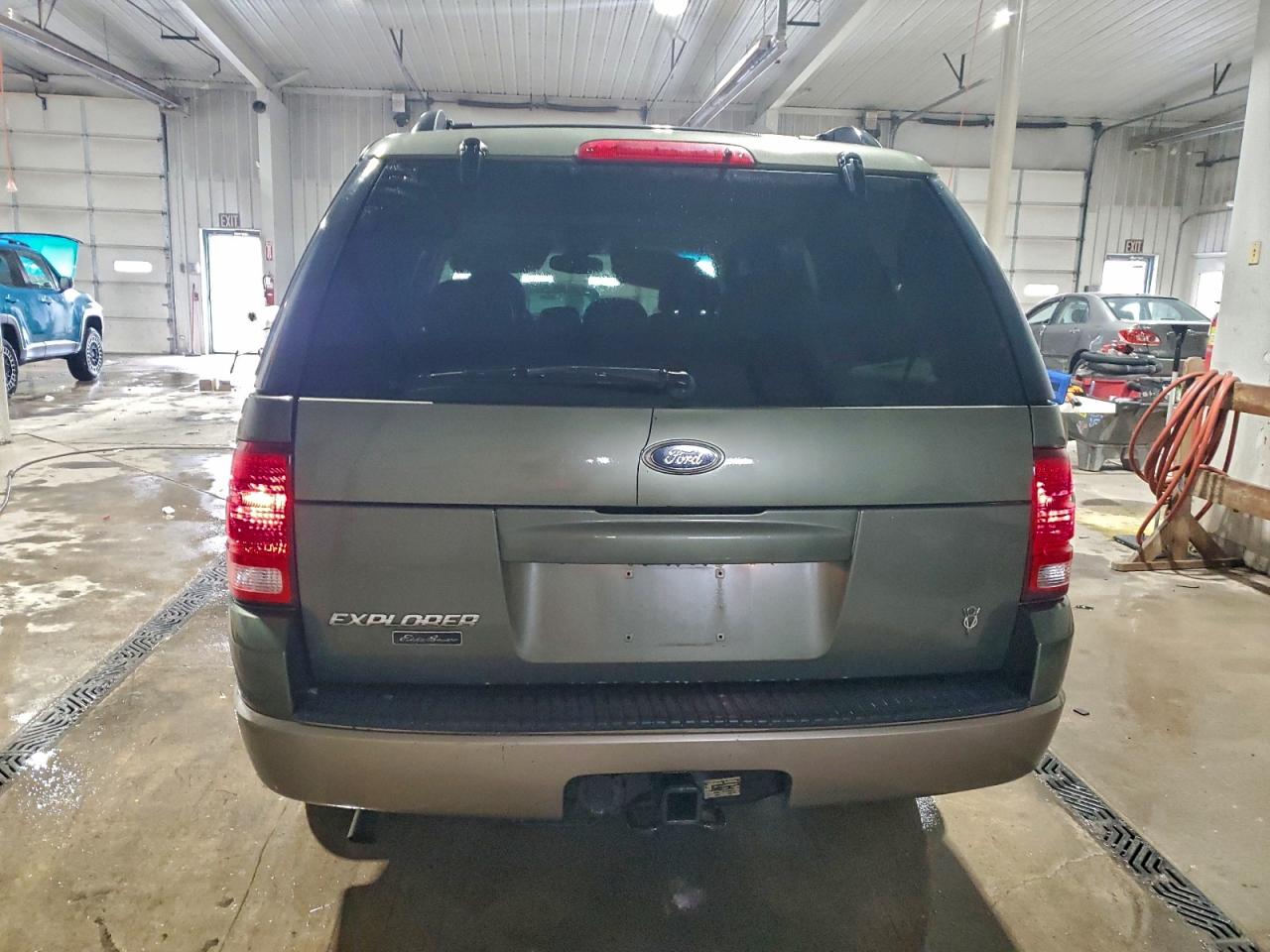2004 Ford Explorer Eddie Bauer Green vin: 1FMZU74W24UB46025
