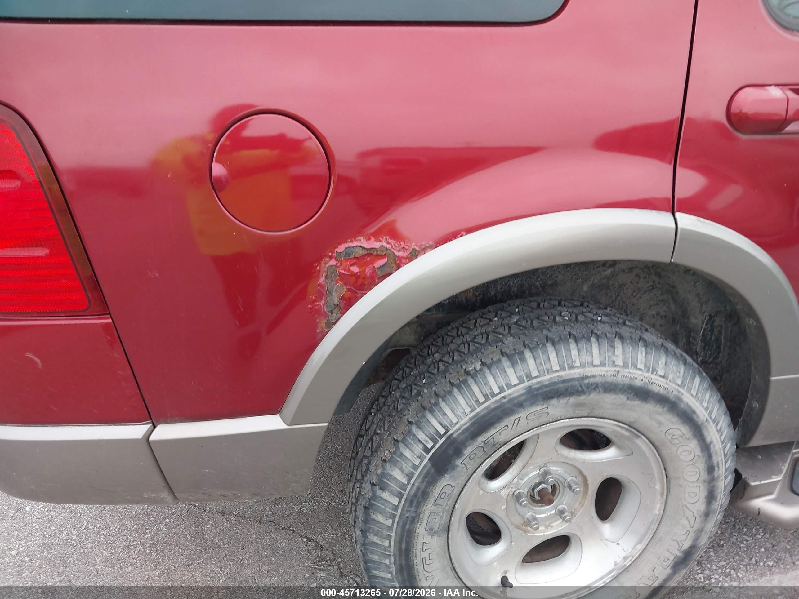 2004 Ford Explorer Eddie Bauer Red vin: 1FMZU74W44UB20753