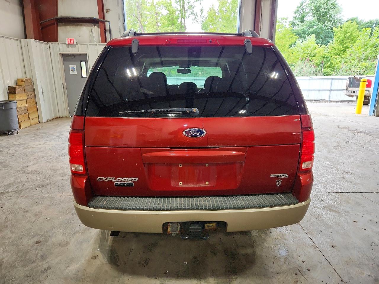 2005 Ford Explorer Eddie Bauer Red vin: 1FMZU74W45ZA47758