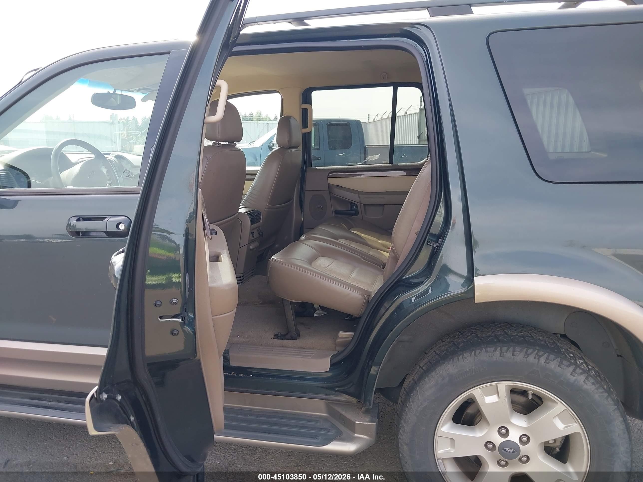 2004 Ford Explorer Eddie Bauer Green vin: 1FMZU74W54UB16887