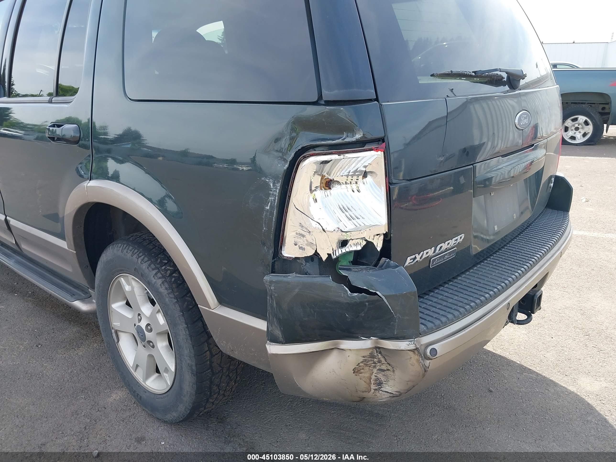2004 Ford Explorer Eddie Bauer Green vin: 1FMZU74W54UB16887