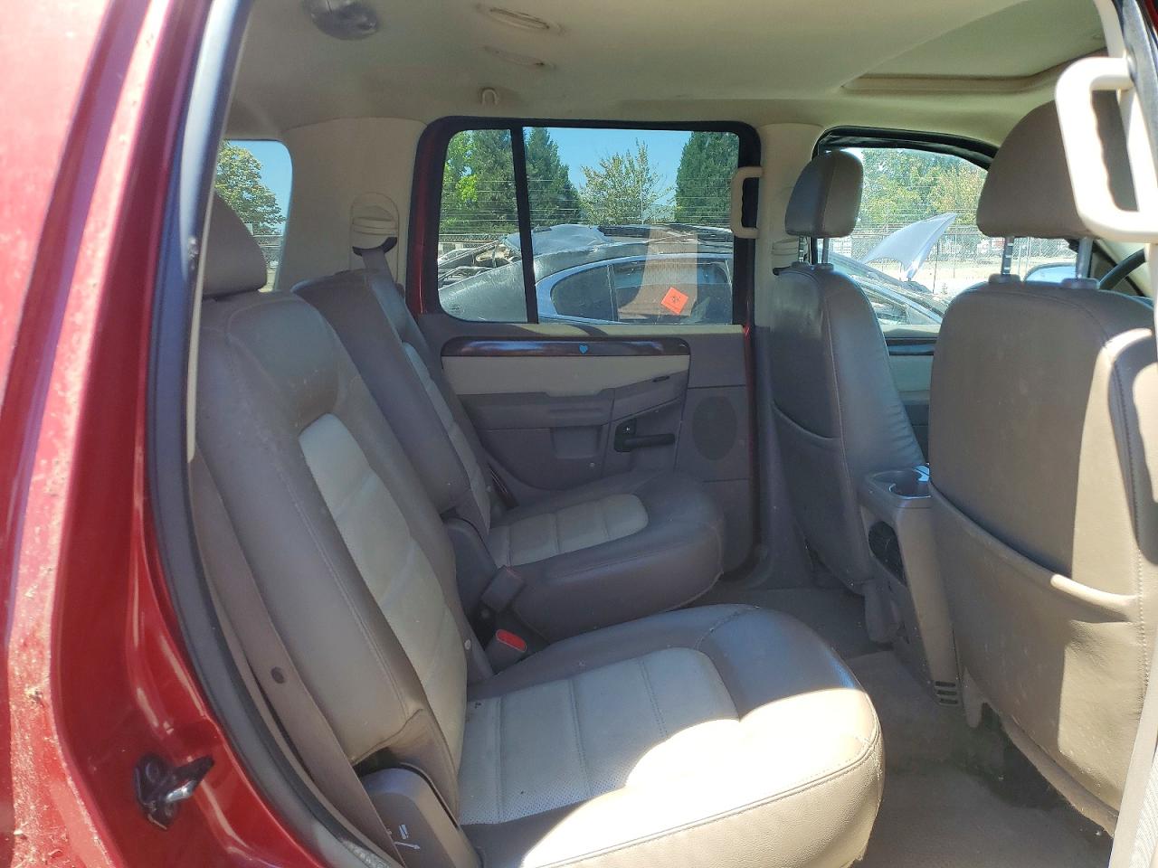 2005 Ford Explorer Eddie Bauer Maroon vin: 1FMZU74W55UA53856