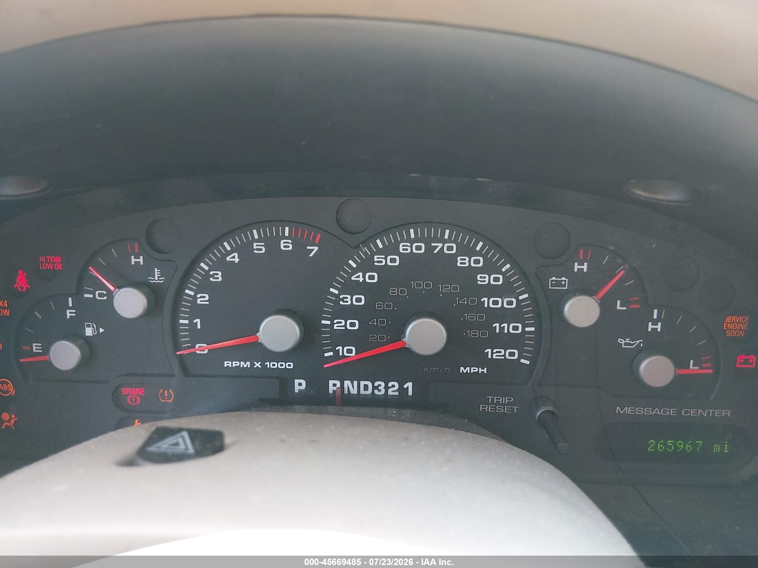 2004 Ford Explorer Eddie Bauer Белый vin: 1FMZU74W74UB78694