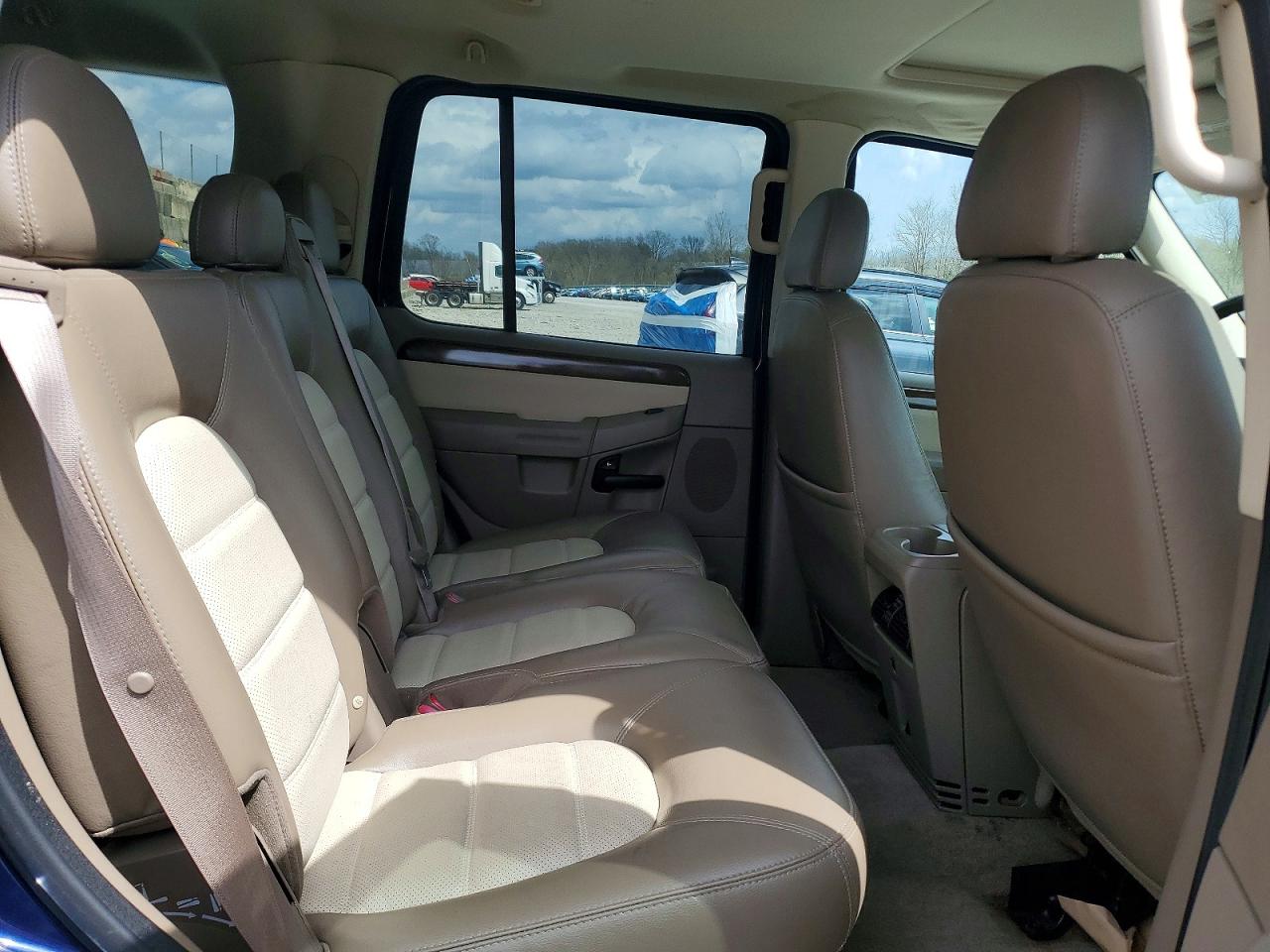 2005 Ford Explorer Eddie Bauer Blue vin: 1FMZU74W85UB18232