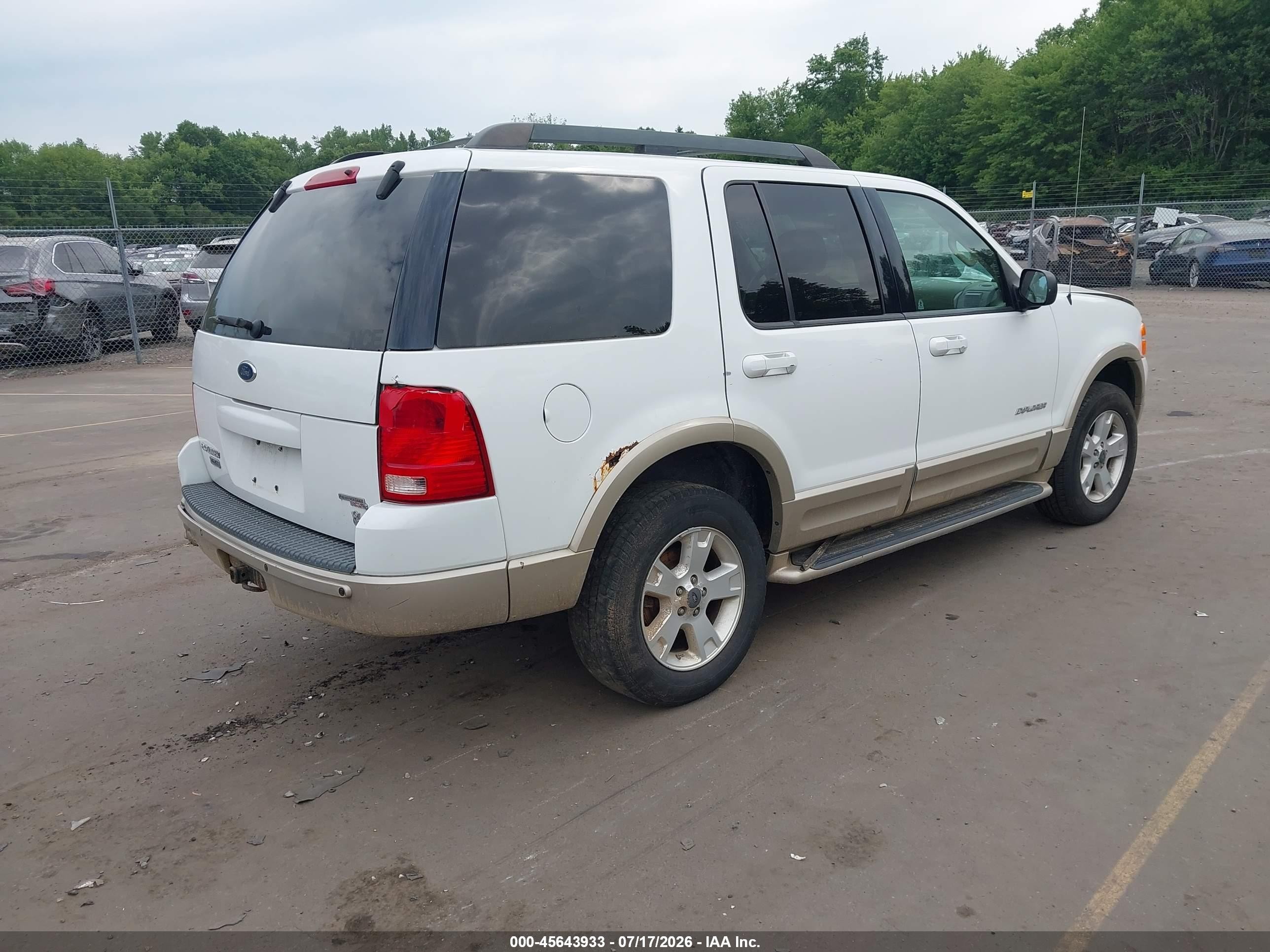 2005 Ford Explorer Eddie Bauer Белый vin: 1FMZU74W95UA24540