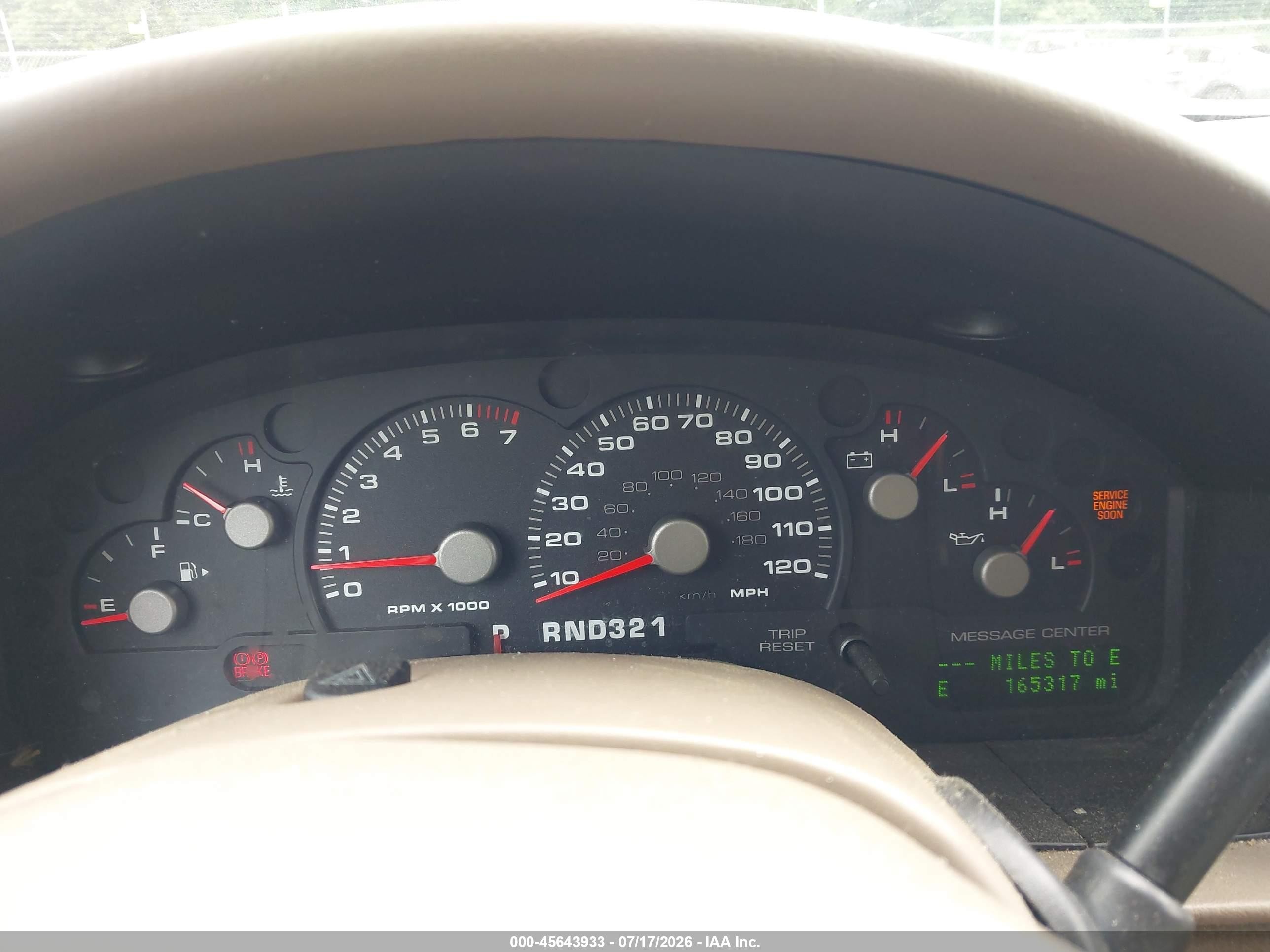 2005 Ford Explorer Eddie Bauer Белый vin: 1FMZU74W95UA24540
