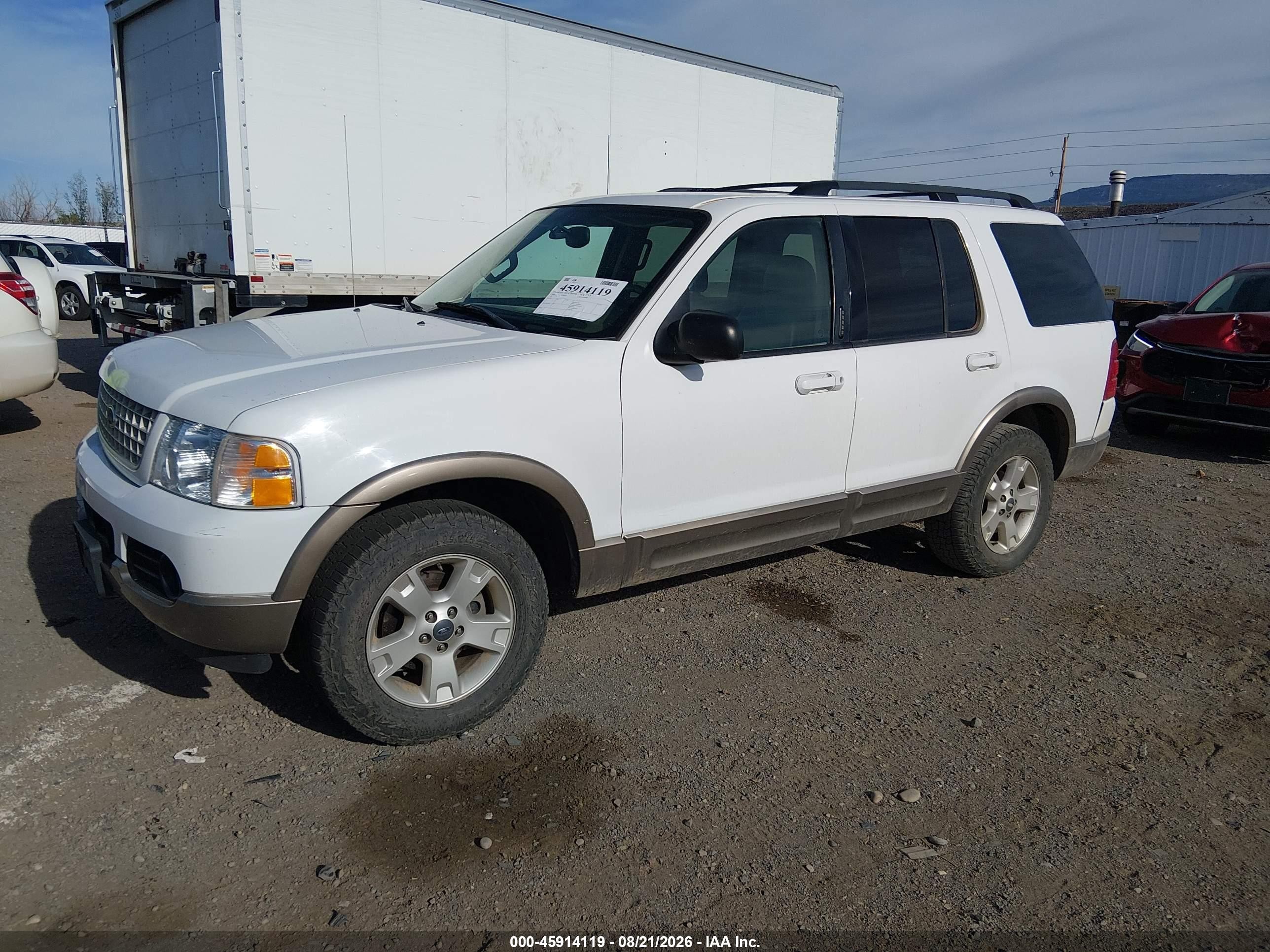 2003 Ford Explorer Eddie Bauer White vin: 1FMZU74WX3ZB30494