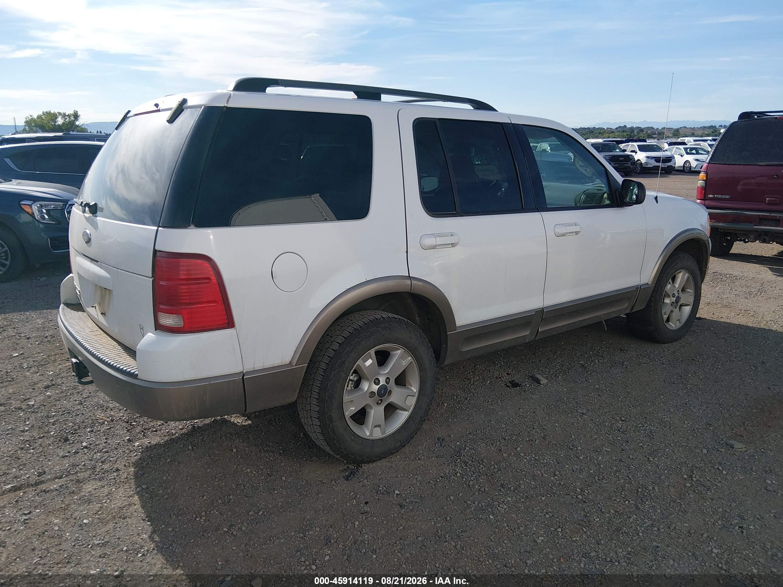 2003 Ford Explorer Eddie Bauer White vin: 1FMZU74WX3ZB30494