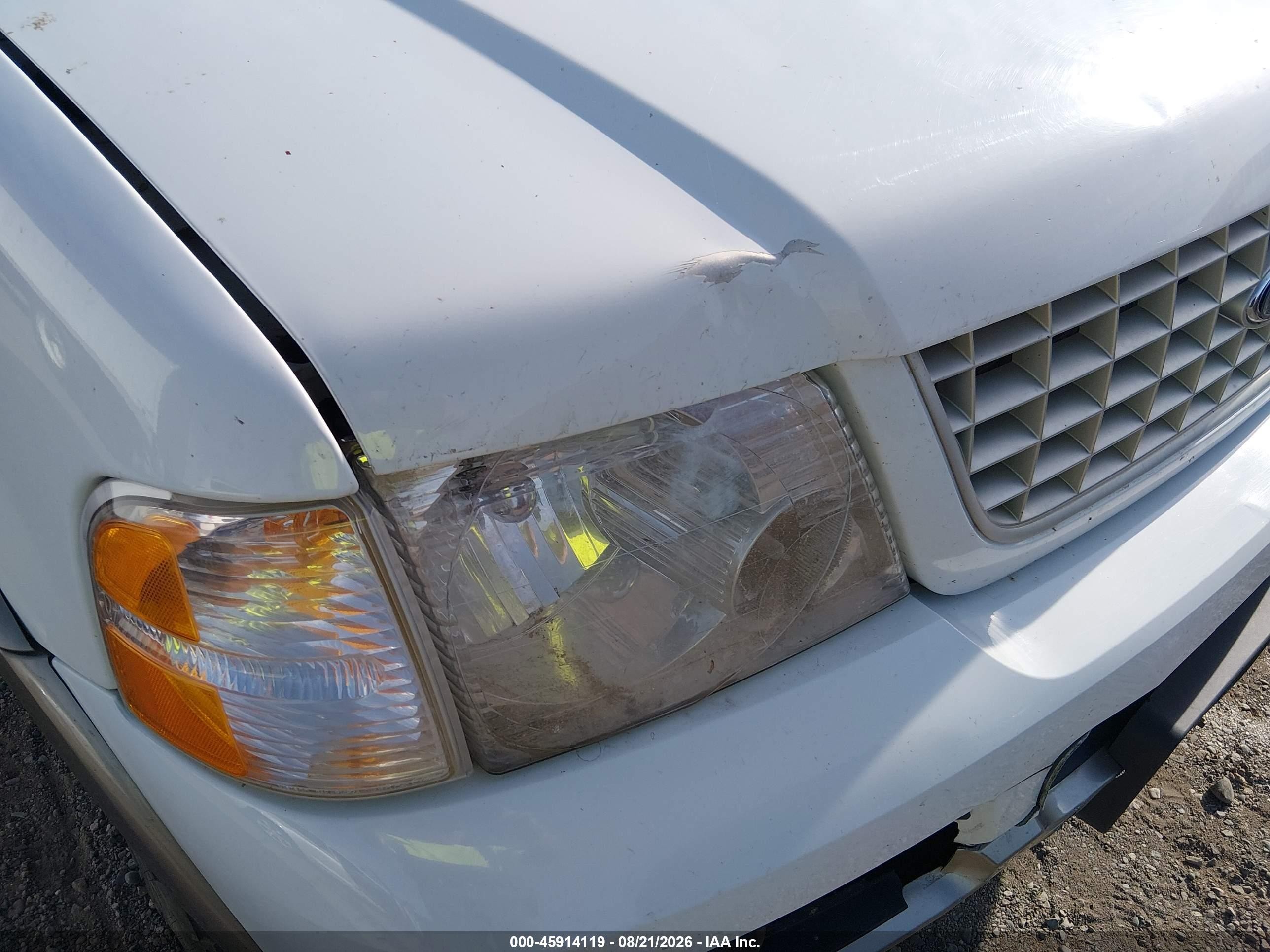 2003 Ford Explorer Eddie Bauer White vin: 1FMZU74WX3ZB30494