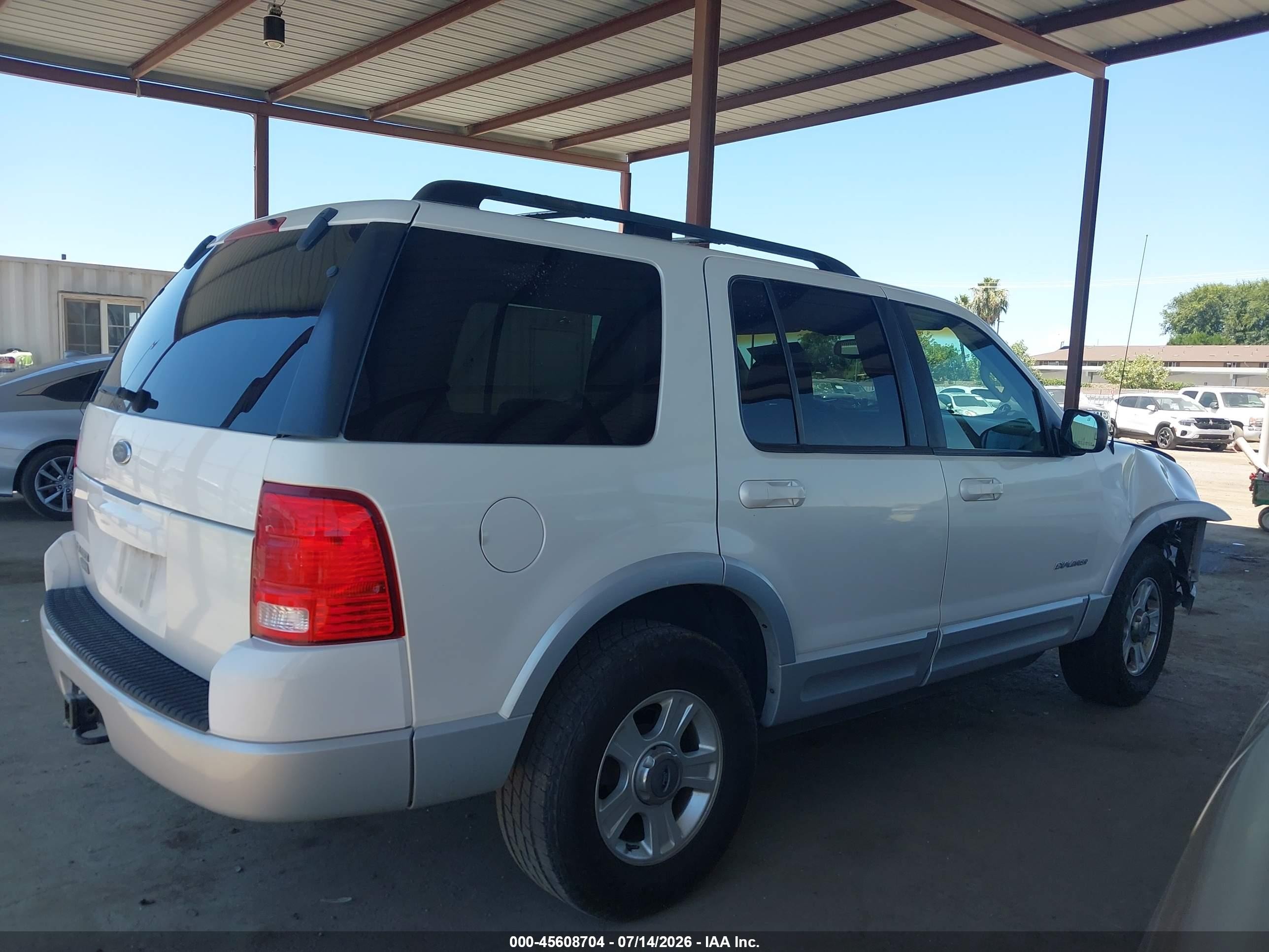 2002 Ford Explorer Limited White vin: 1FMZU75E02ZA45765