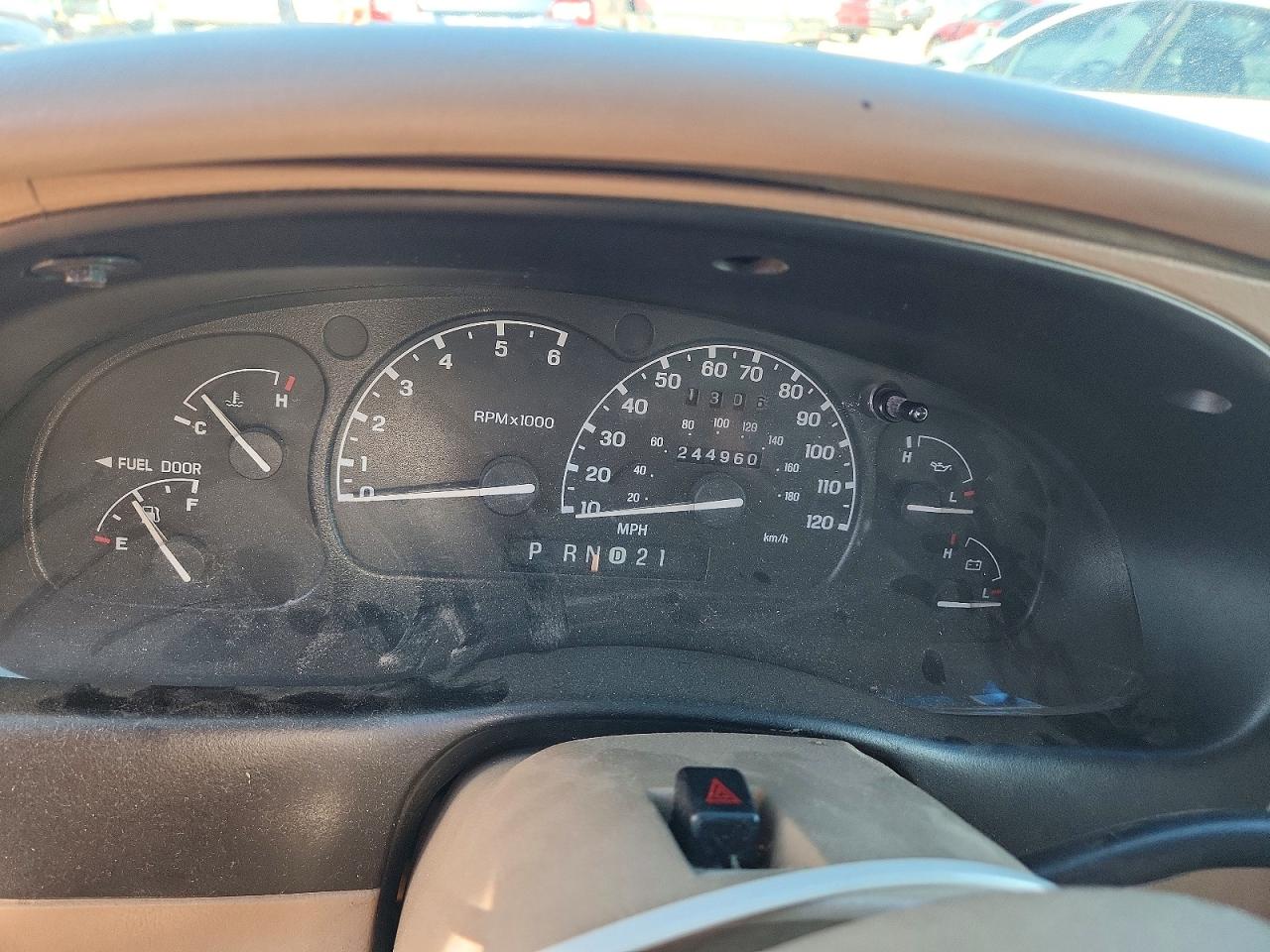 2000 Ford Explorer Limited Зеленый vin: 1FMZU75E4YZA03396