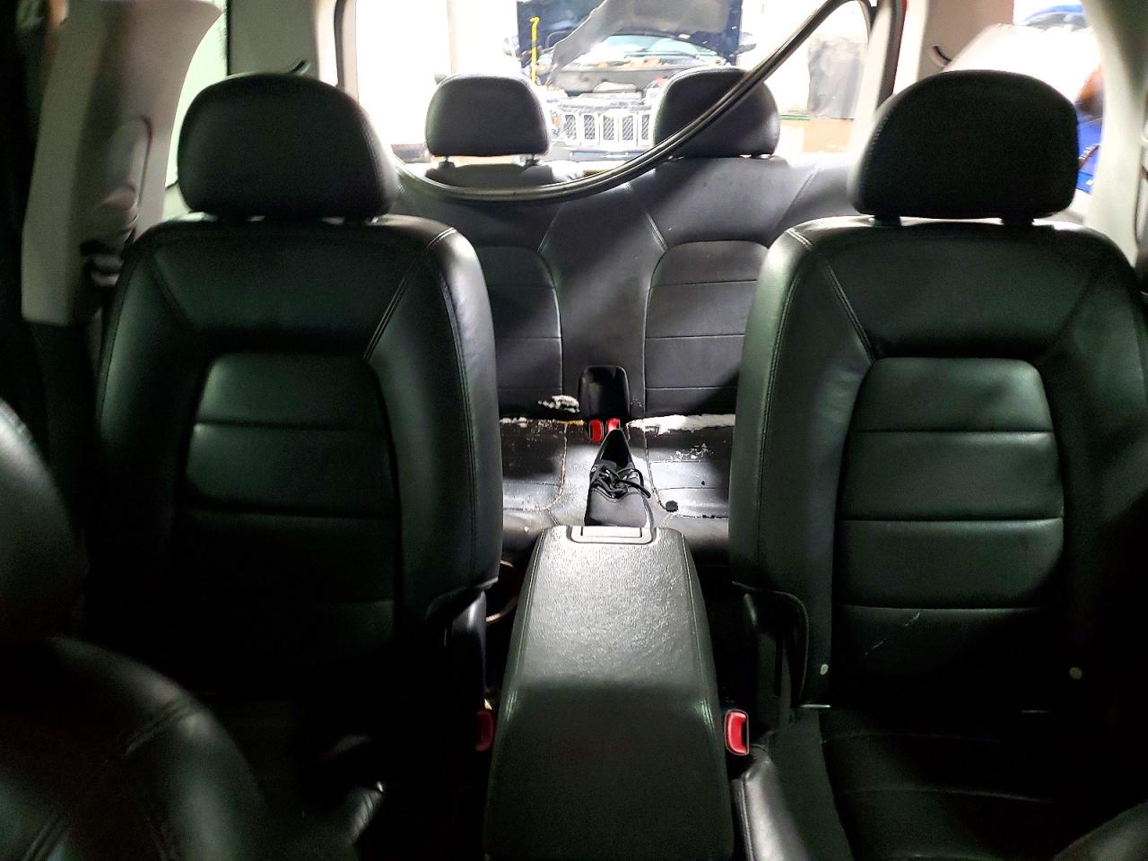 2004 Ford Explorer Red vin: 1FMZU75W64UB51808