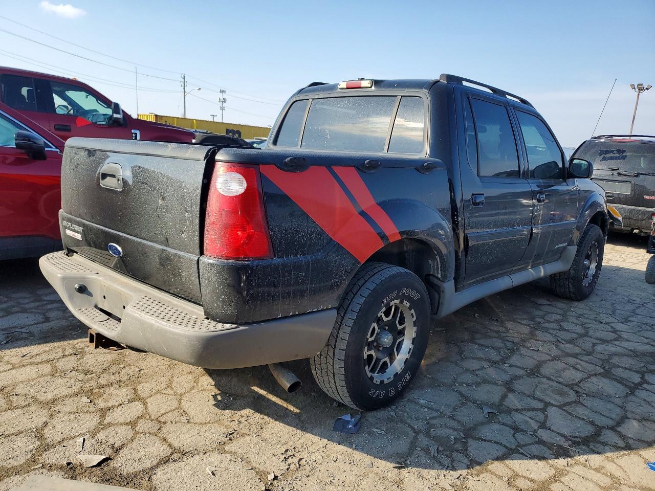 2001 Ford Explorer Sport Trac Черный vin: 1FMZU77E01UC38474