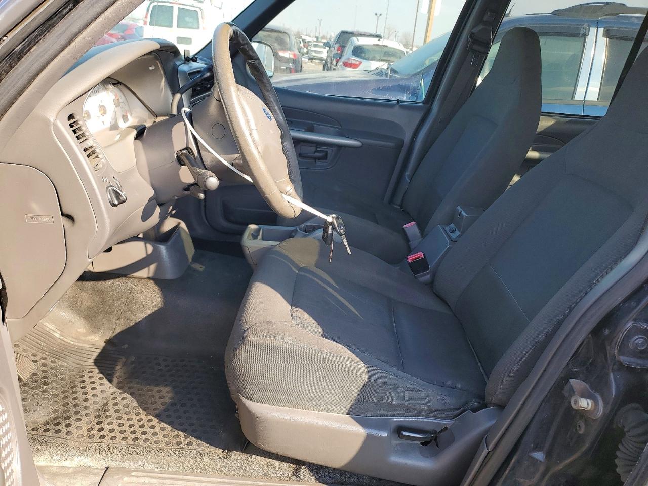 2001 Ford Explorer Sport Trac Черный vin: 1FMZU77E01UC38474