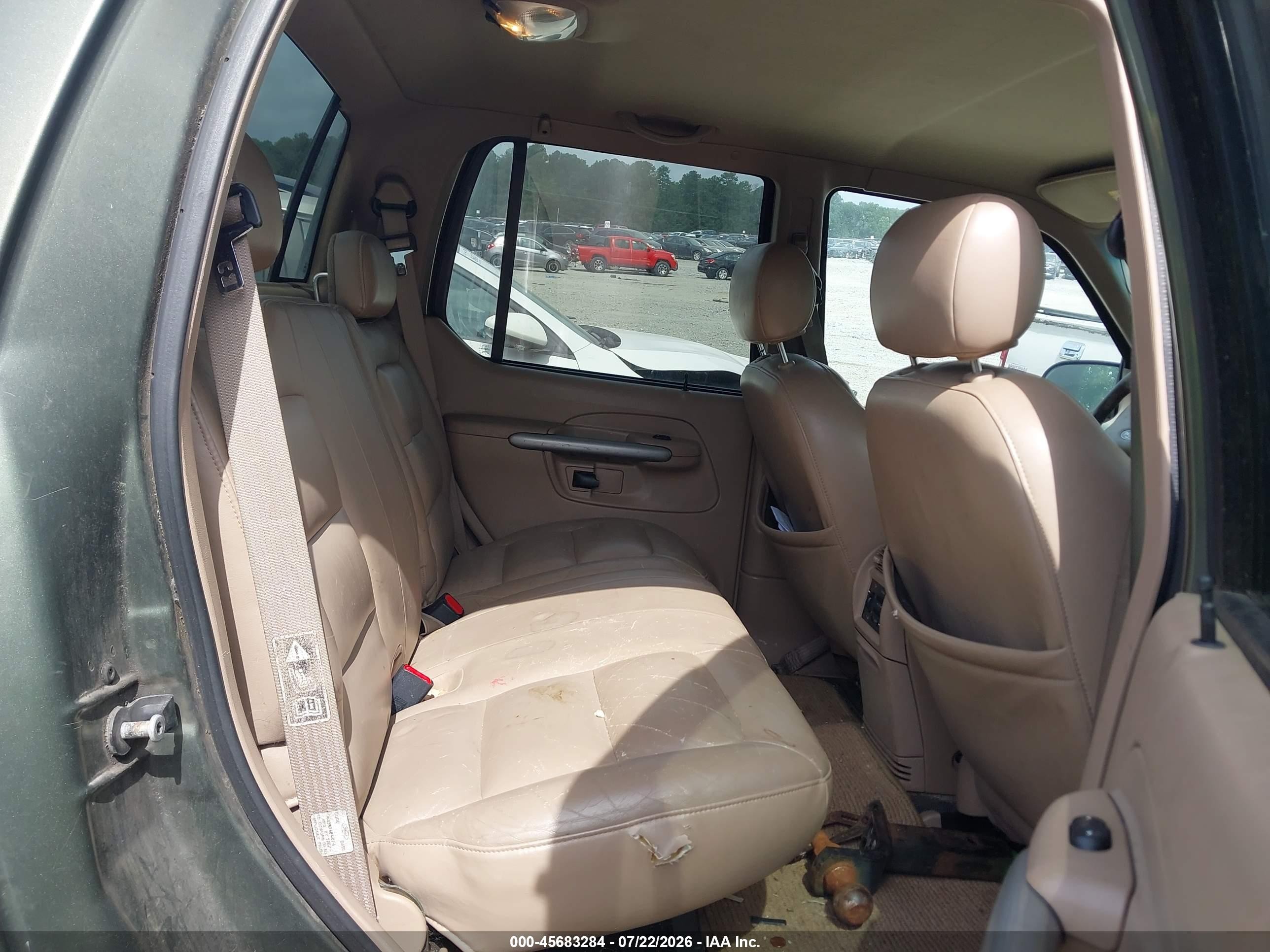 2002 Ford Explorer Sport Trac   Green vin: 1FMZU77E02UB66273