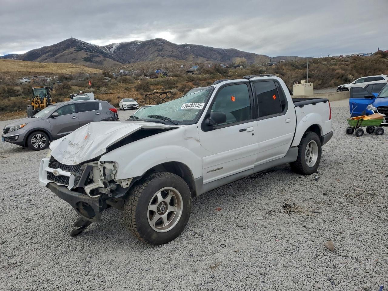 2002 Ford Explorer Sport Trac White vin: 1FMZU77E02UC38136