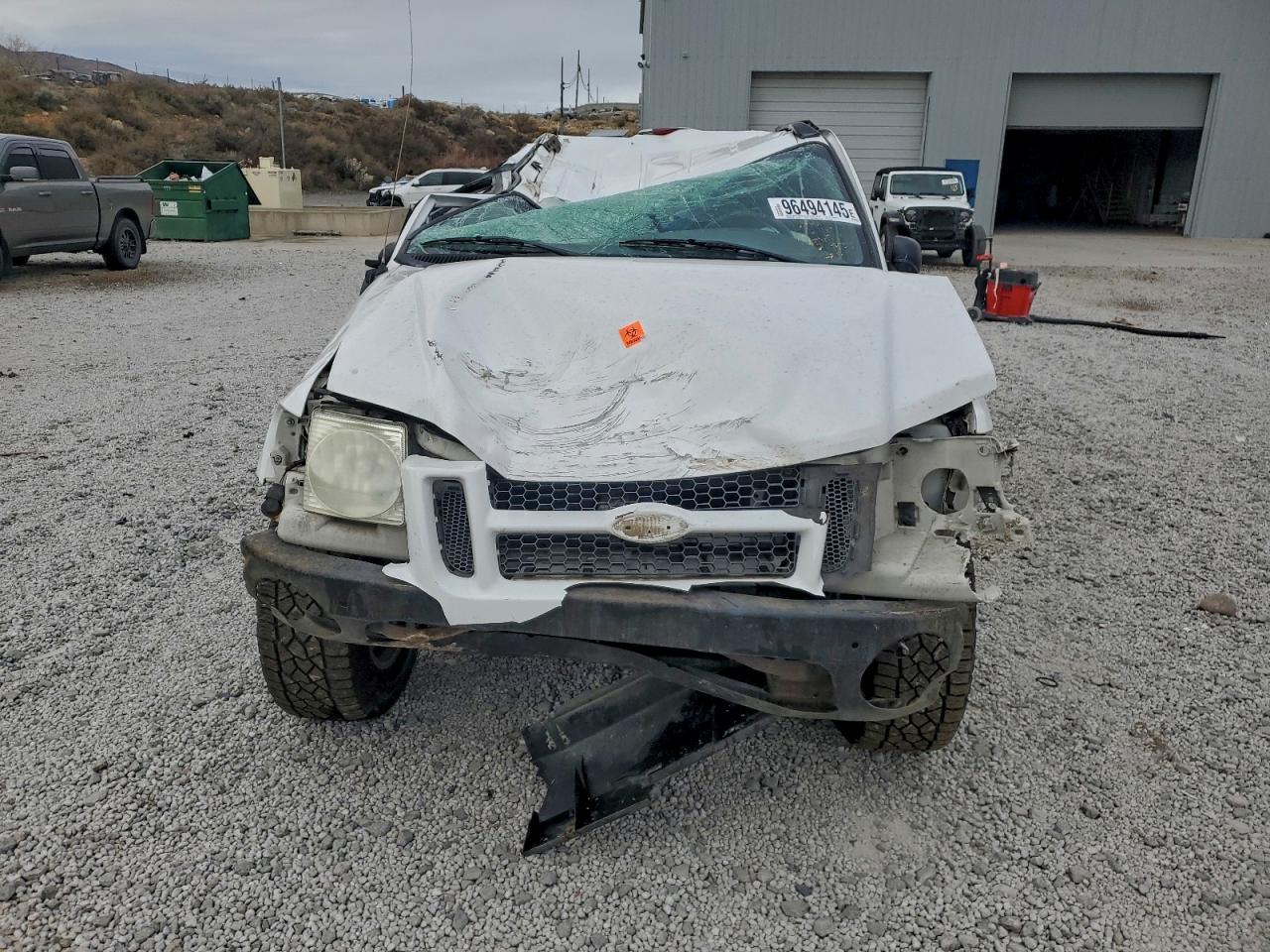 2002 Ford Explorer Sport Trac White vin: 1FMZU77E02UC38136