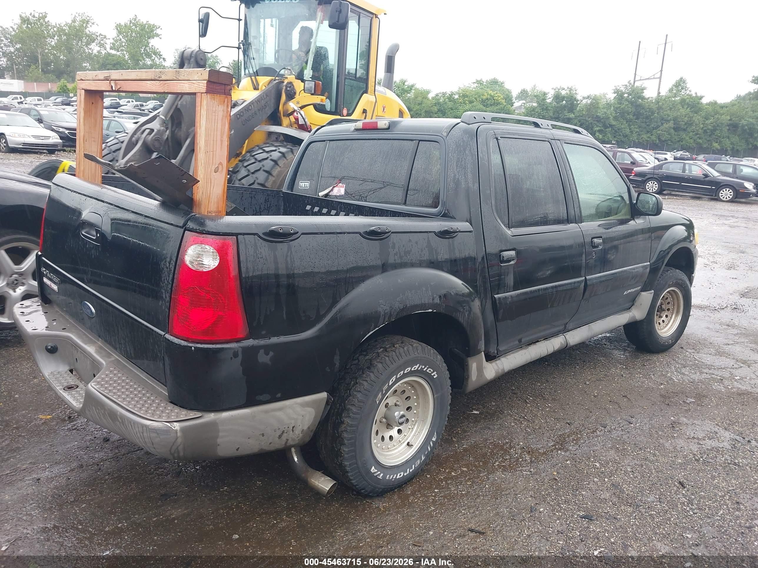 2001 Ford Explorer Sport Trac   Black vin: 1FMZU77E11UB06341