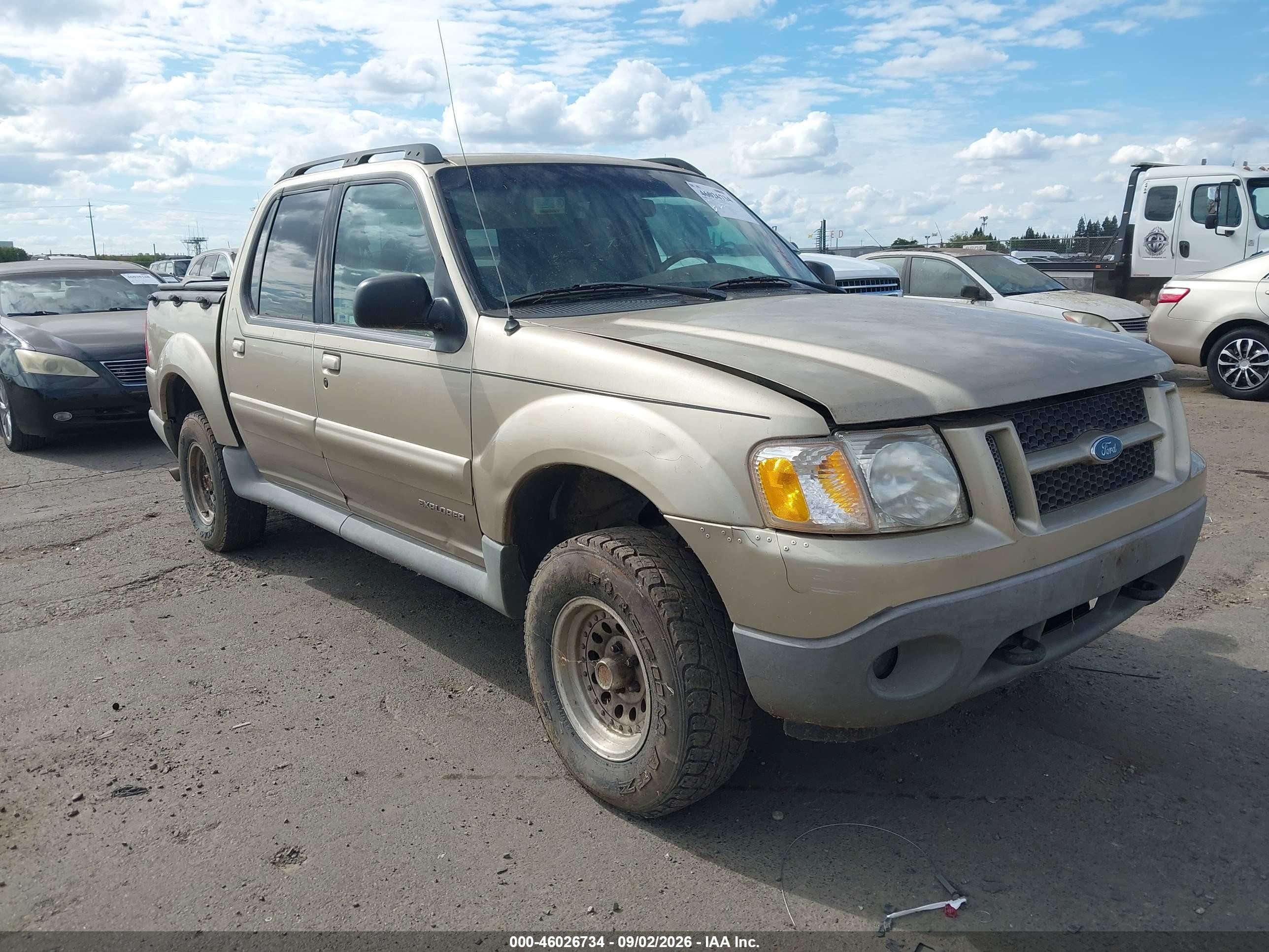 2002 Ford Explorer Sport Trac   Tan vin: 1FMZU77E12UB55413