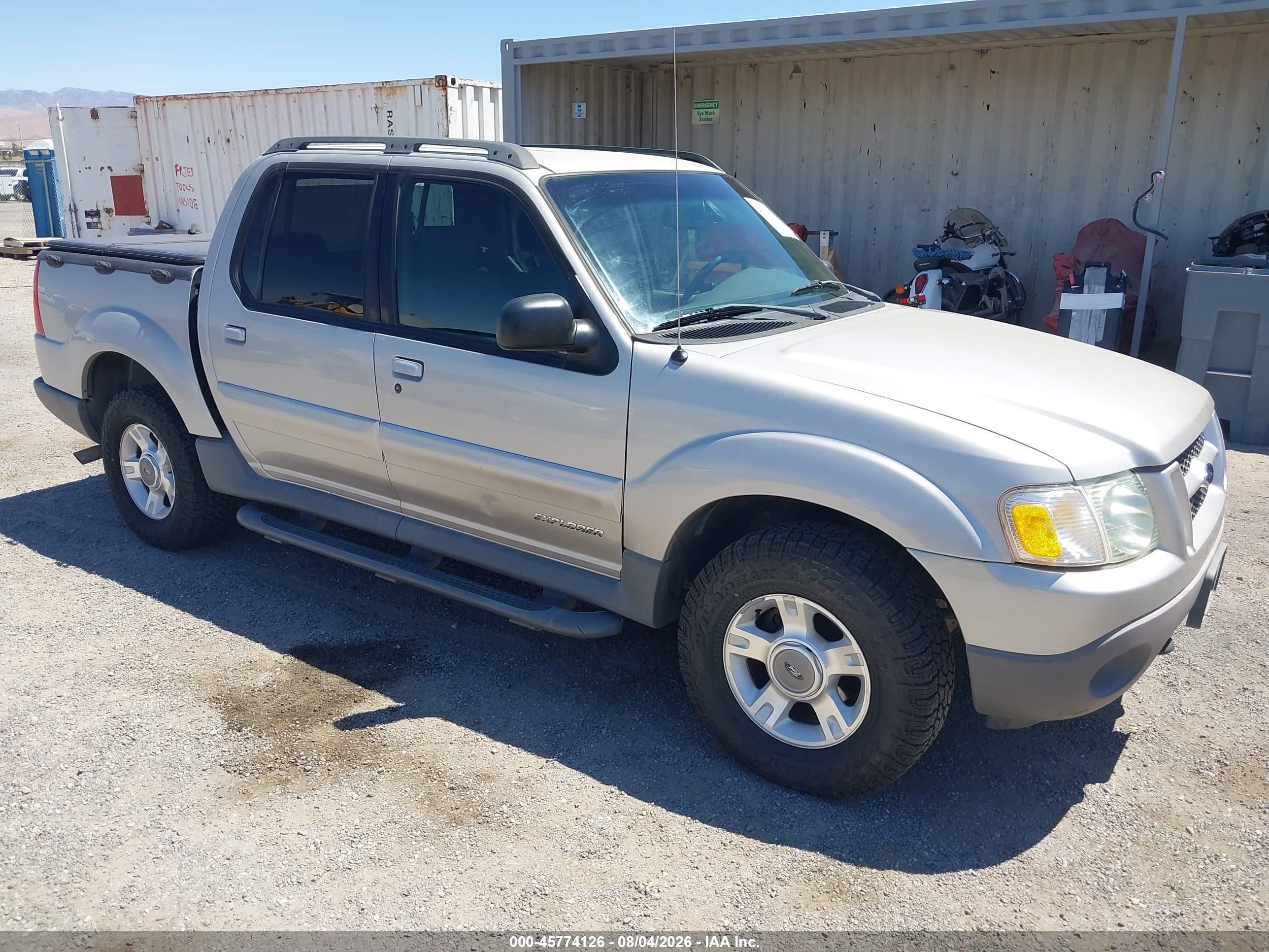 2002 Ford Explorer Sport Trac   Silver vin: 1FMZU77E12UC47671