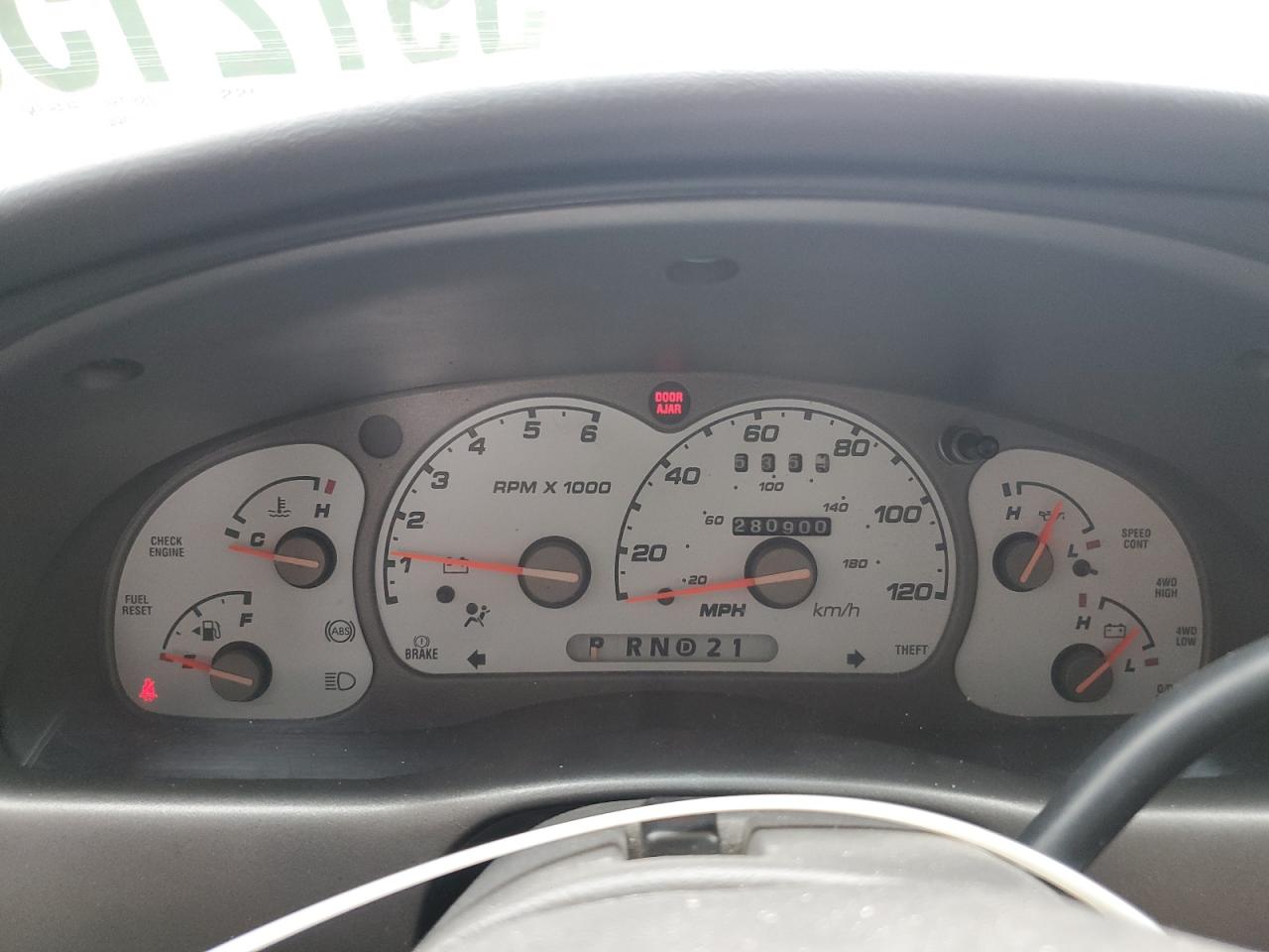 2001 Ford Explorer Sport Trac Белый vin: 1FMZU77E21UA06975