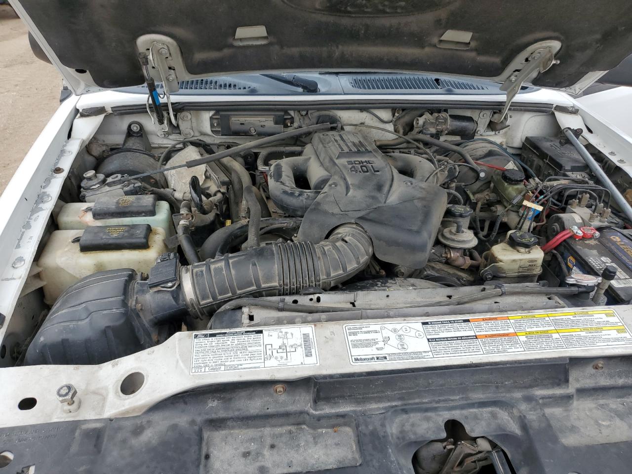 2001 Ford Explorer Sport Trac Белый vin: 1FMZU77E21UA06975