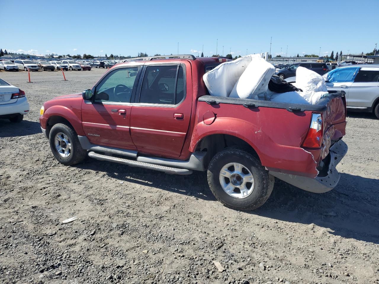 2001 Ford Explorer Sport Trac Red vin: 1FMZU77E21UB72333