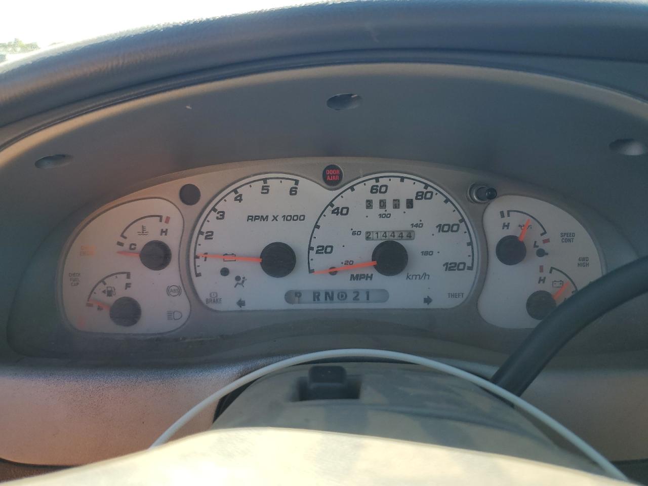 2001 Ford Explorer Sport Trac Red vin: 1FMZU77E21UB72333