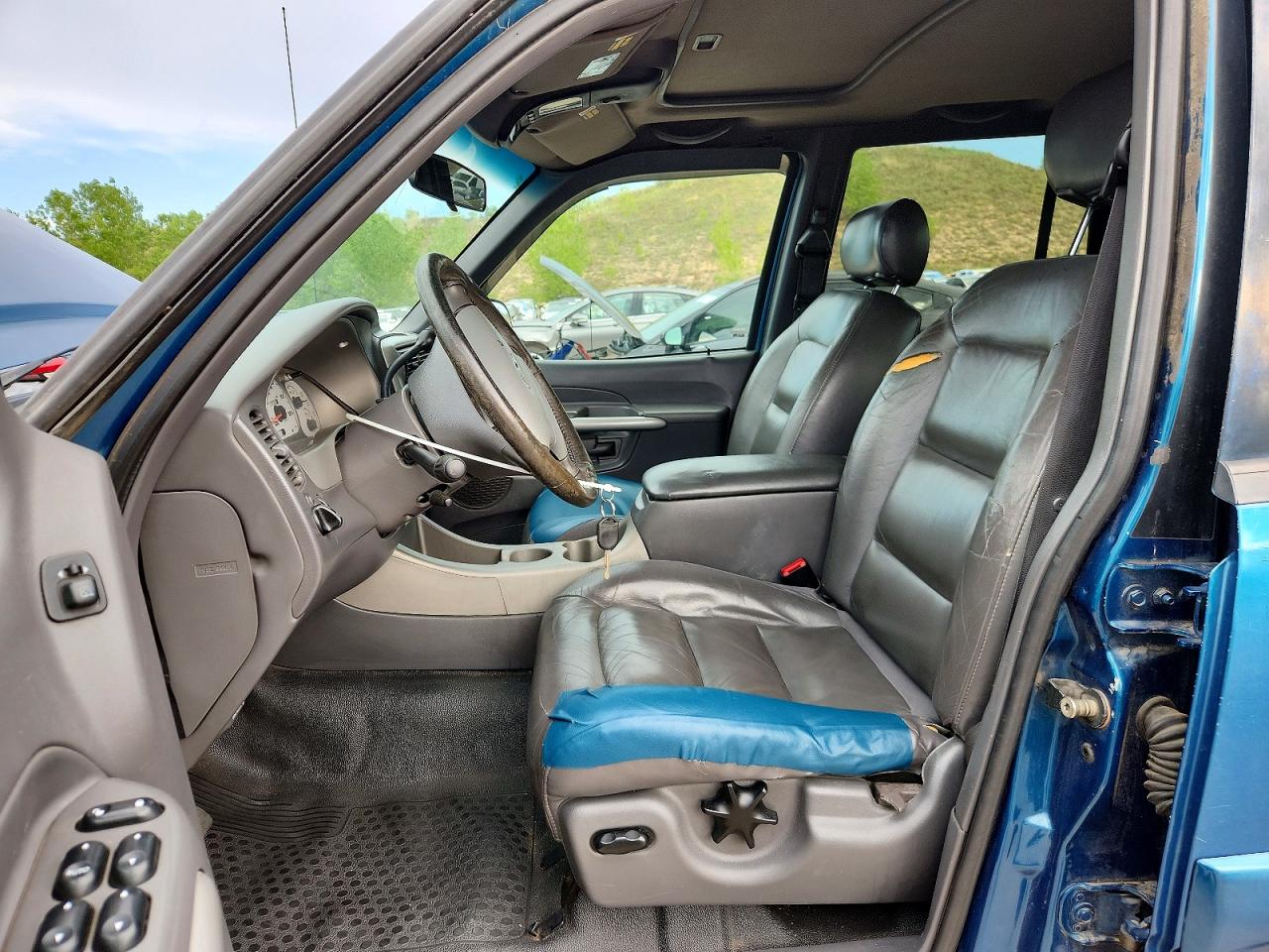2001 Ford Explorer Sport Trac Бирюзовый vin: 1FMZU77E41UB90493
