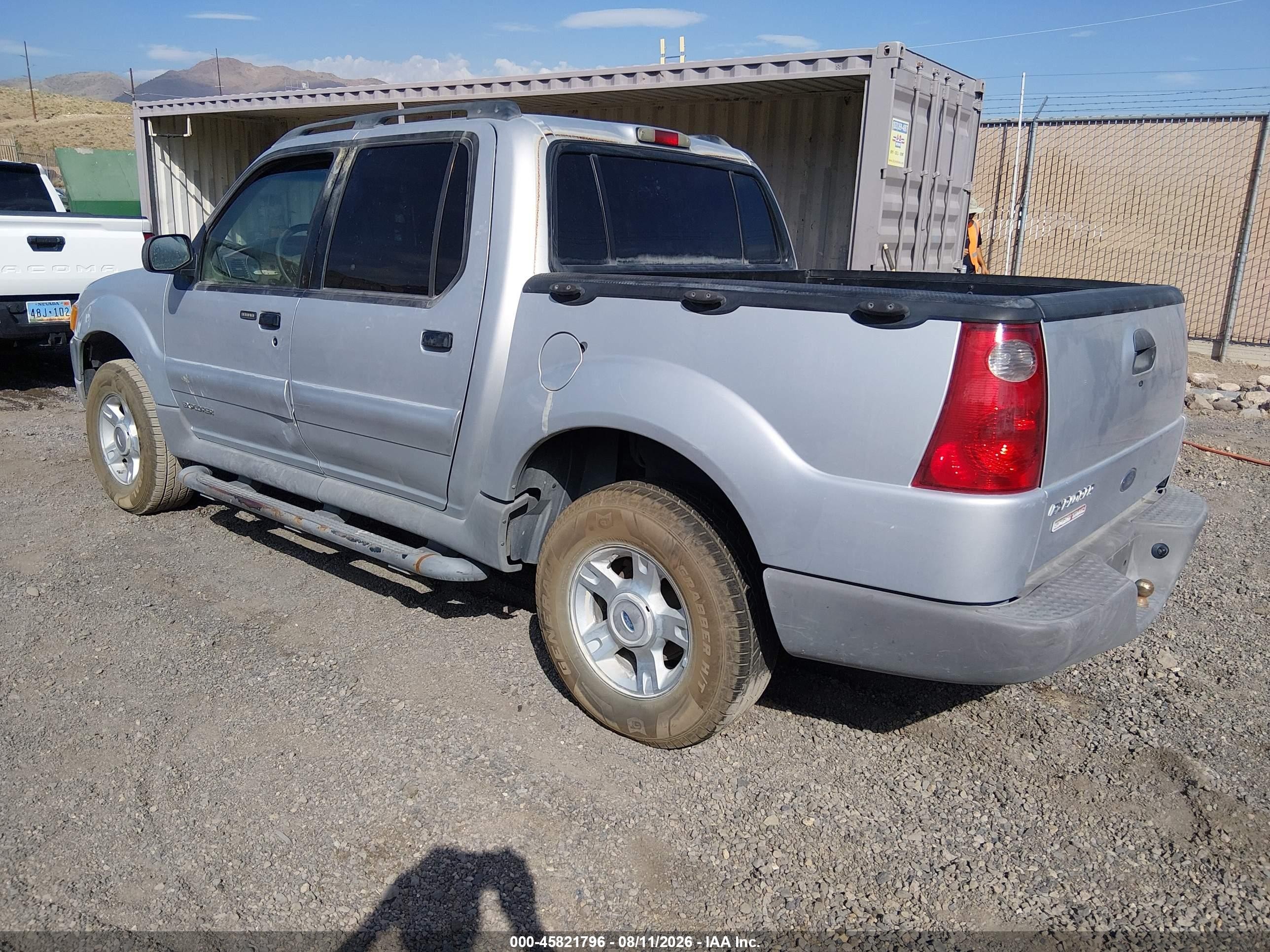 2002 Ford Explorer Sport Trac   Silver vin: 1FMZU77E42UB40405