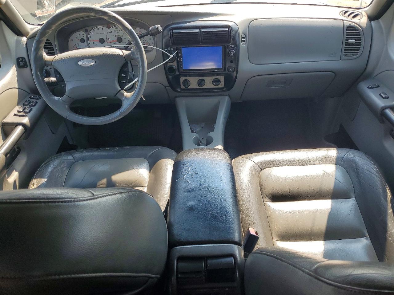 2003 Ford Explorer Sport Trac Серебряный vin: 1FMZU77E63UB66358