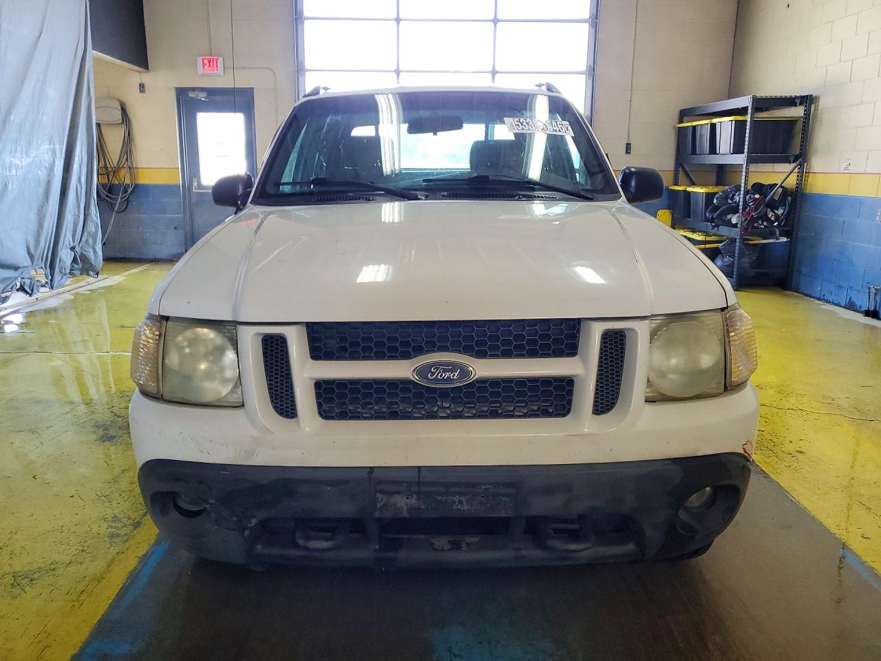 2001 Ford Explorer Sport Trac White vin: 1FMZU77E81UB57237