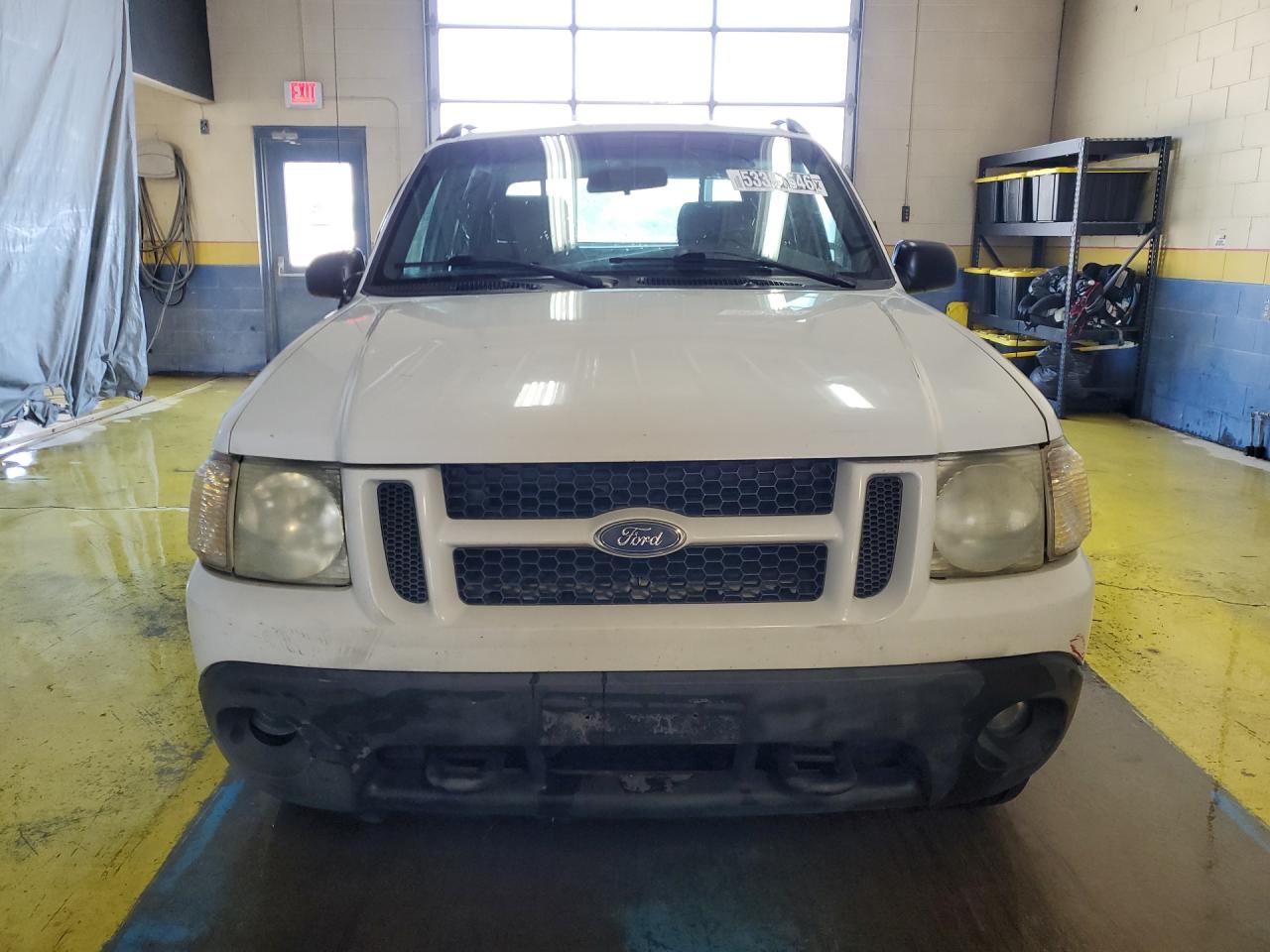 2001 Ford Explorer Sport Trac White vin: 1FMZU77E81UB57237 Damage: Left Head Lamp, Faded, Repair Required