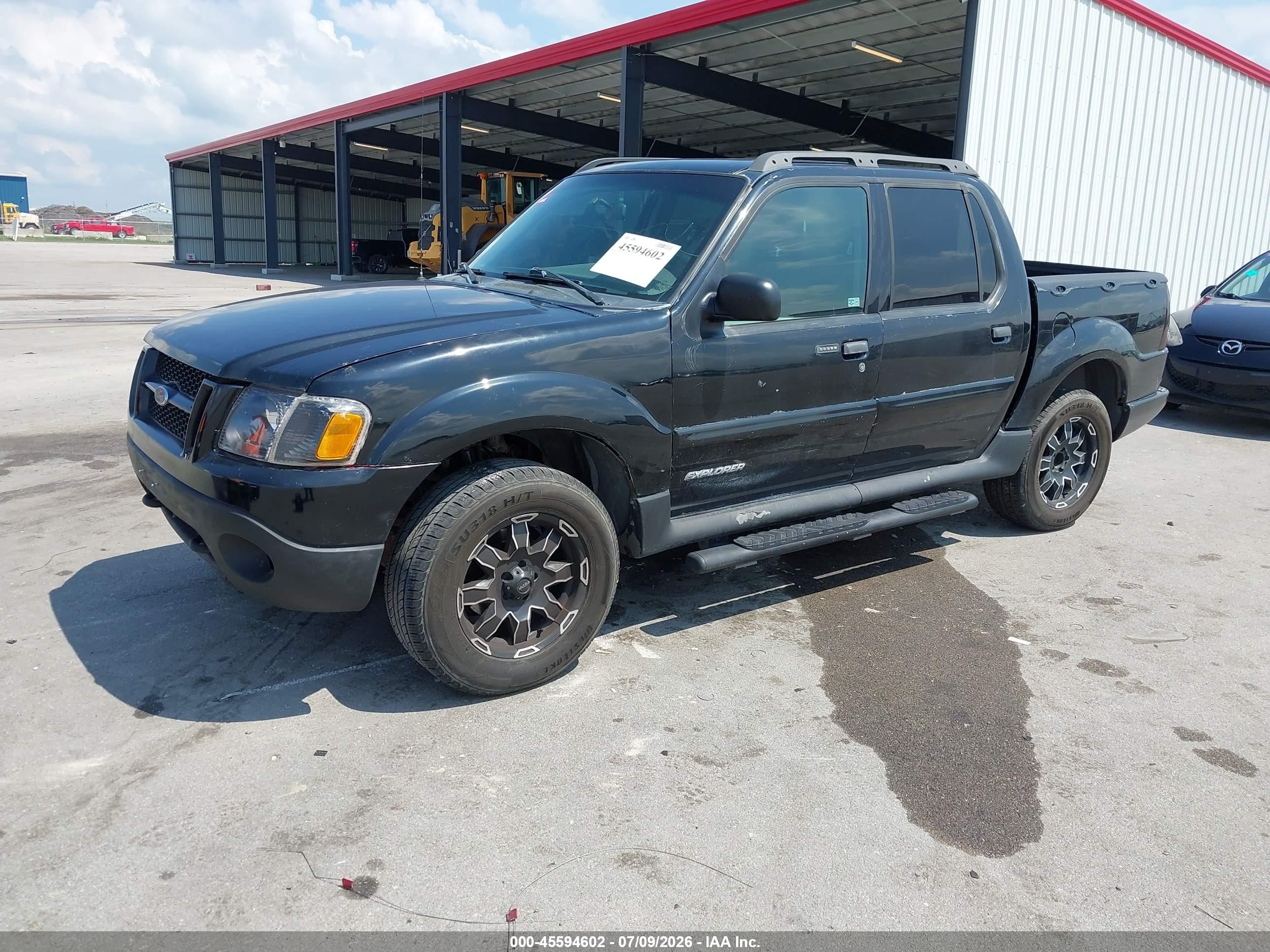 2001 Ford Explorer Sport Trac   Black vin: 1FMZU77E81UB68187