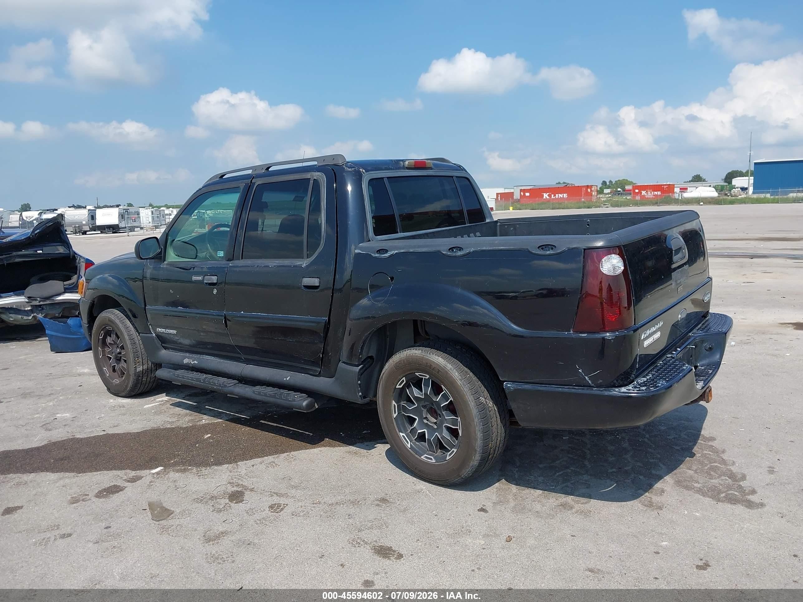 2001 Ford Explorer Sport Trac   Black vin: 1FMZU77E81UB68187
