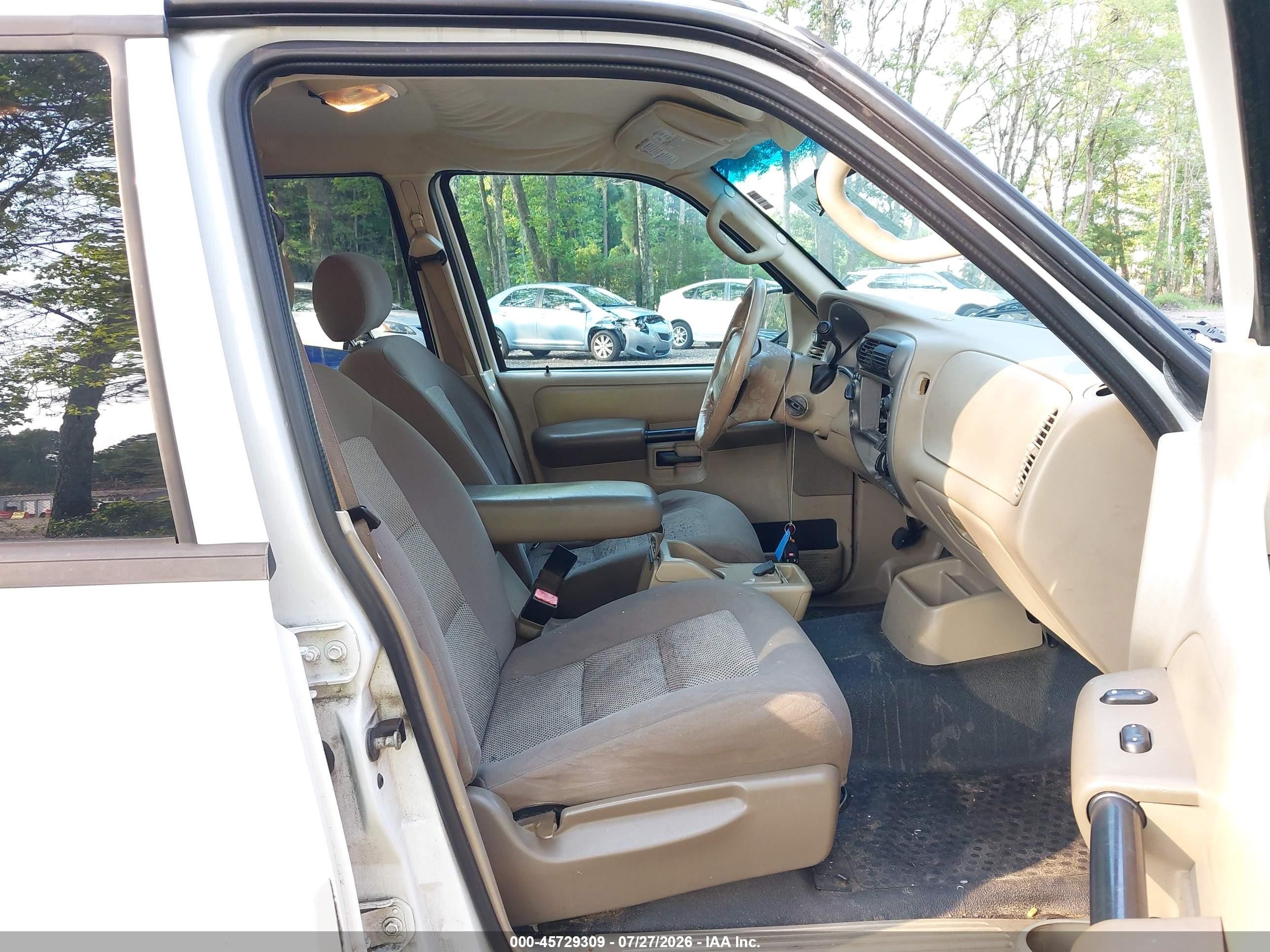 2003 Ford Explorer Sport Trac Xls/xlt White vin: 1FMZU77E83UC25975