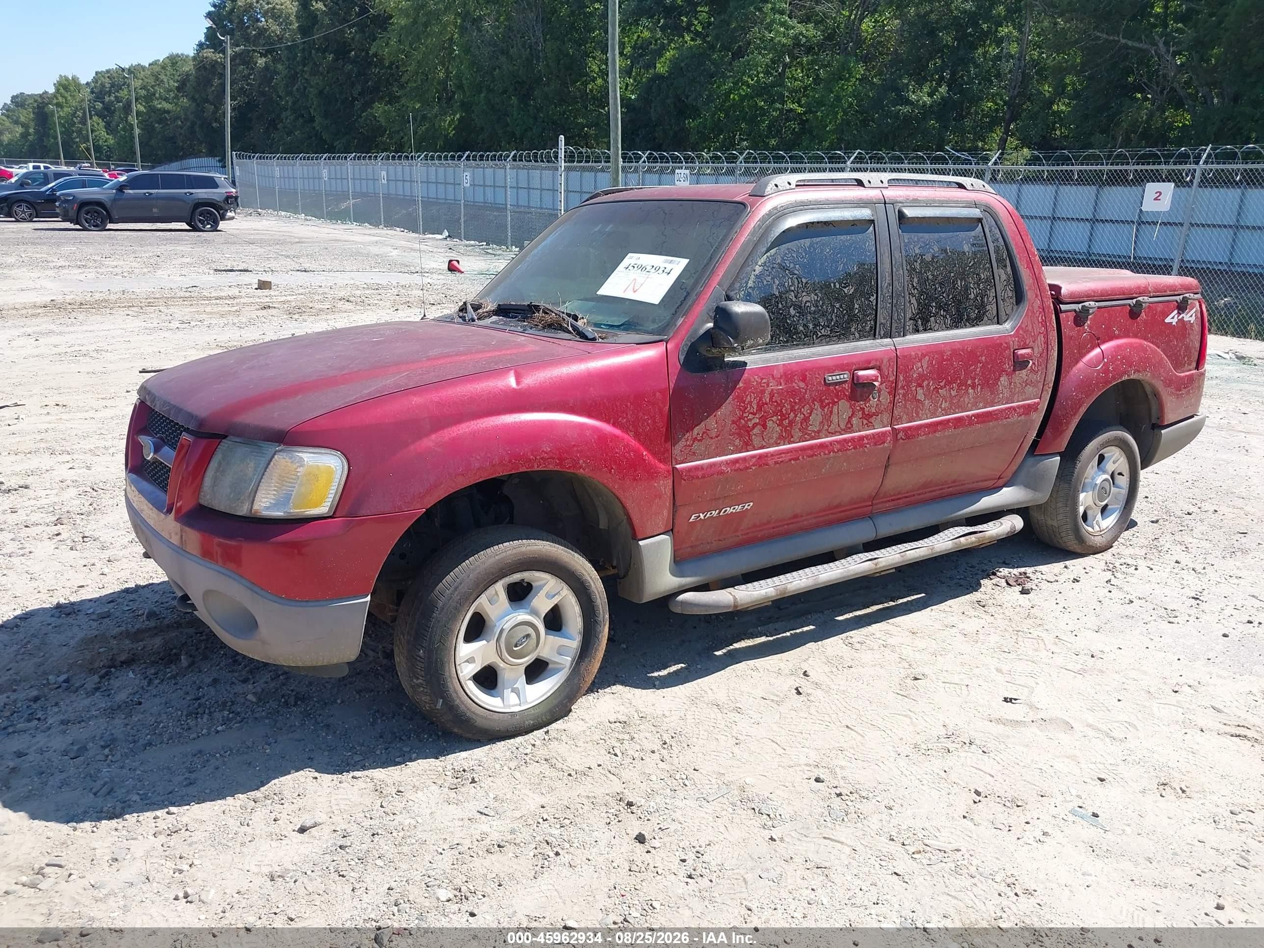 2001 Ford Explorer Sport Trac   Red vin: 1FMZU77E91UC83347