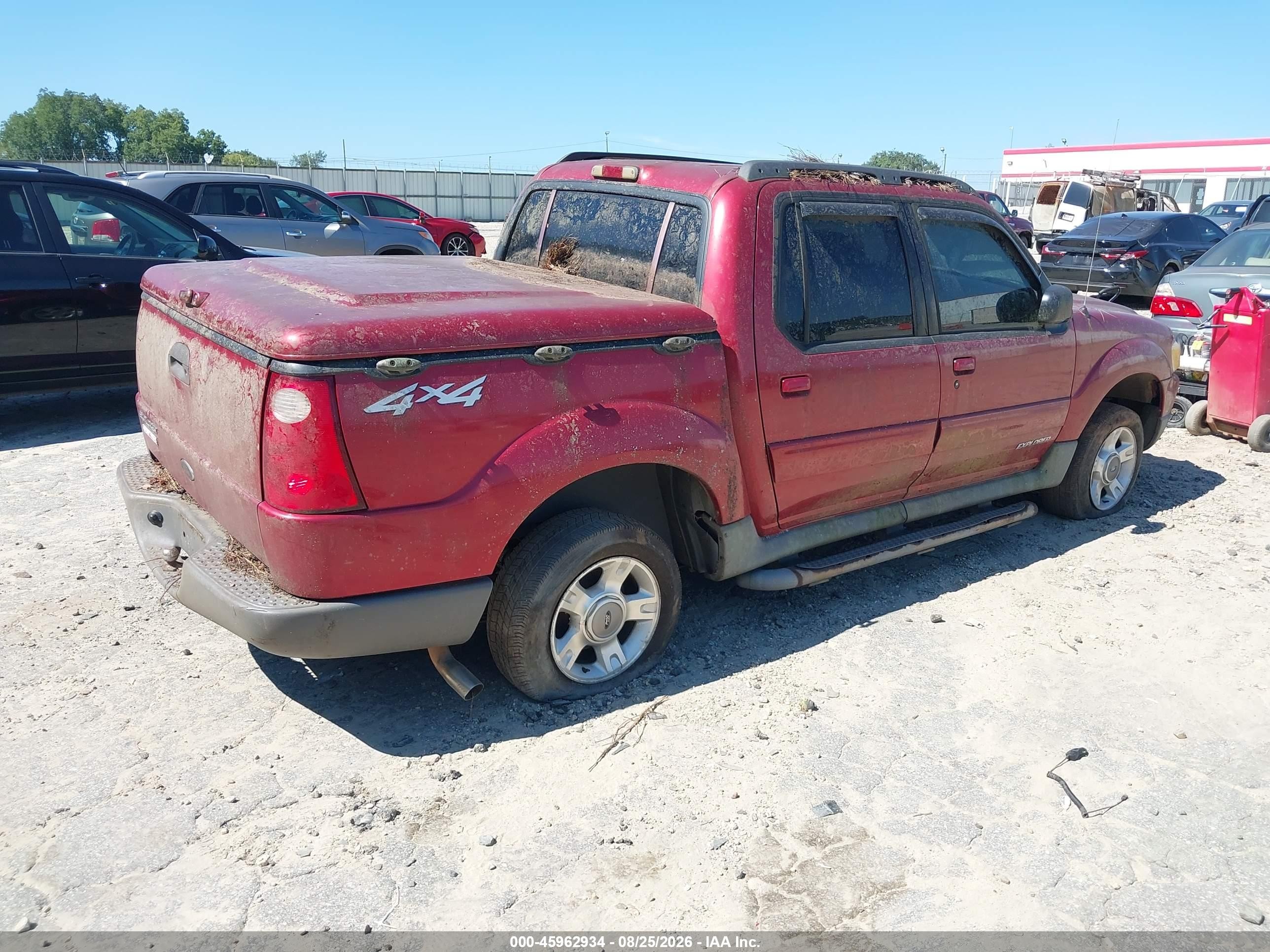 2001 Ford Explorer Sport Trac   Red vin: 1FMZU77E91UC83347