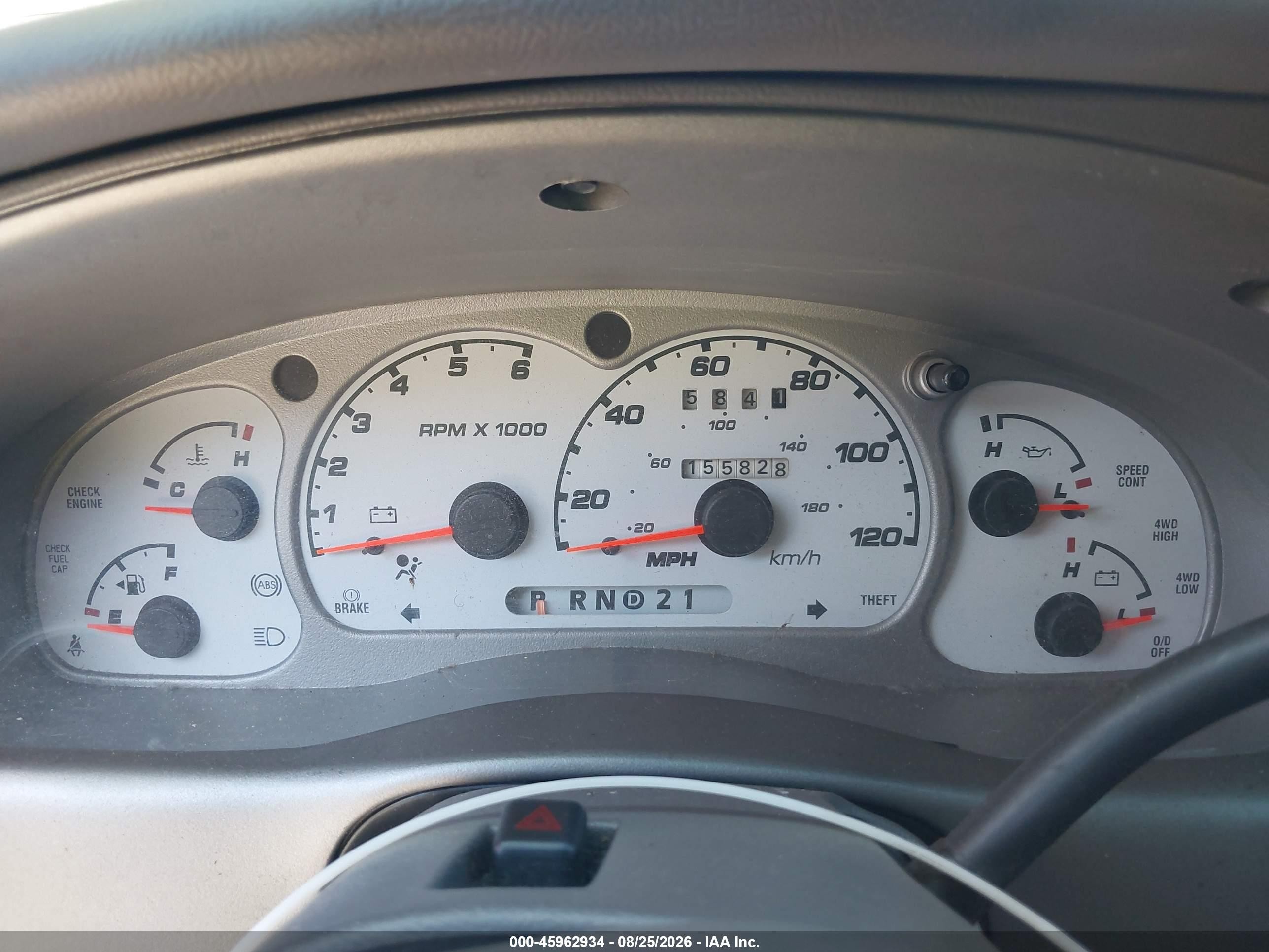 2001 Ford Explorer Sport Trac   Red vin: 1FMZU77E91UC83347
