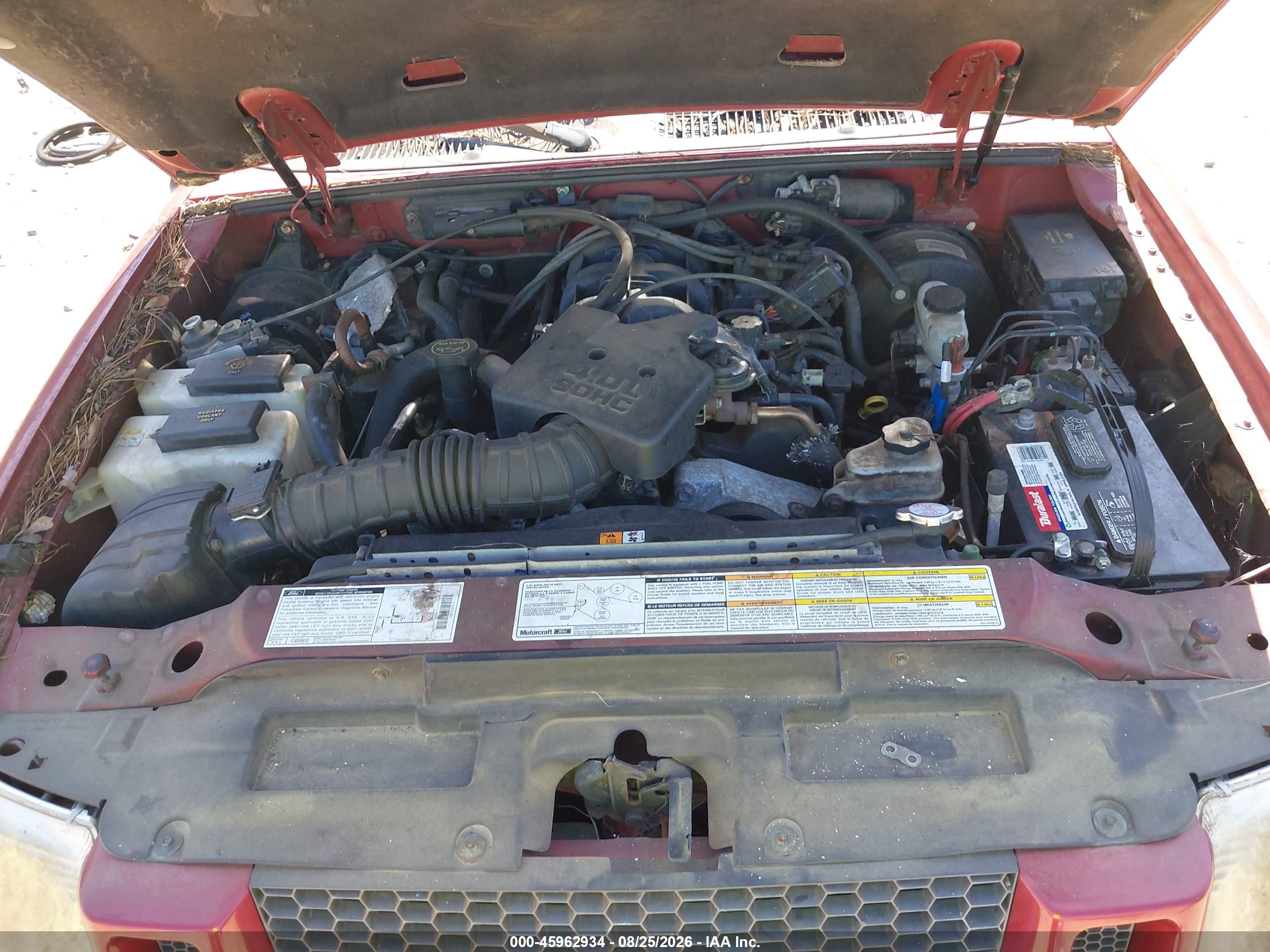 2001 Ford Explorer Sport Trac   Red vin: 1FMZU77E91UC83347