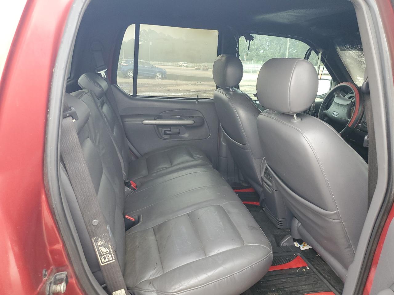 2002 Ford Explorer Sport Trac Red vin: 1FMZU77E92UA91038