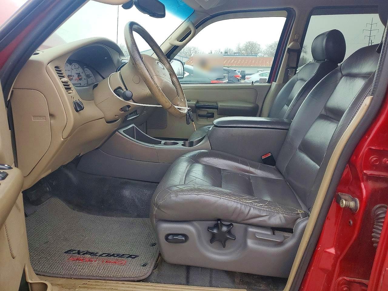2003 Ford Explorer Sport Trac Red vin: 1FMZU77E93UC44812