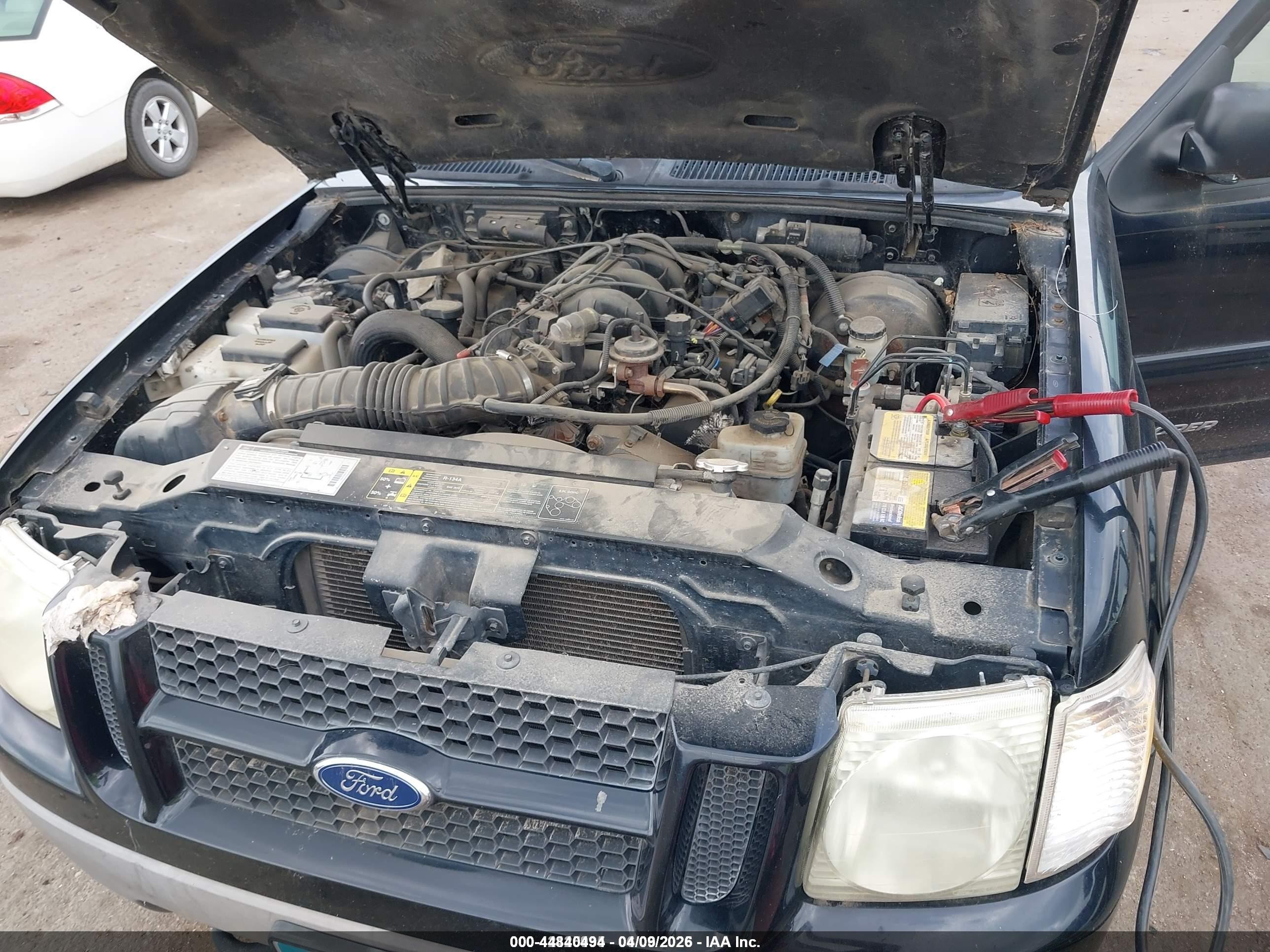 2002 Ford Explorer Sport Trac   Black vin: 1FMZU77EX2UC93919