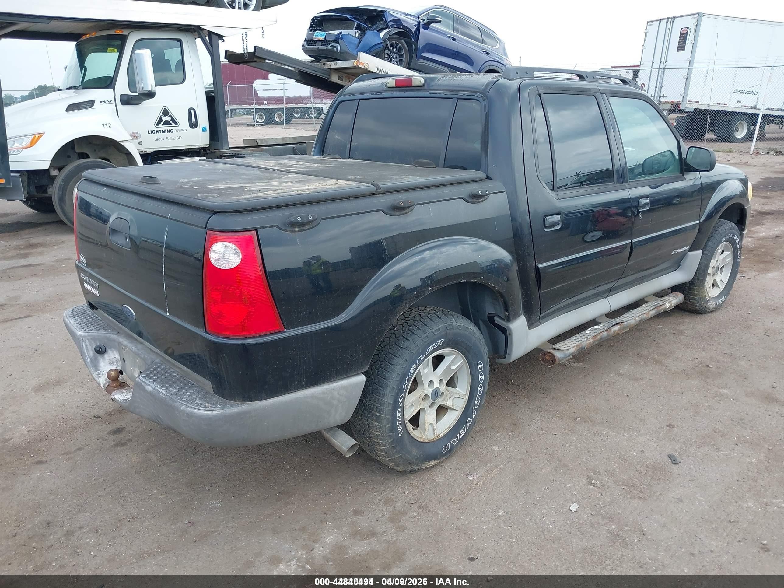 2002 Ford Explorer Sport Trac   Black vin: 1FMZU77EX2UC93919