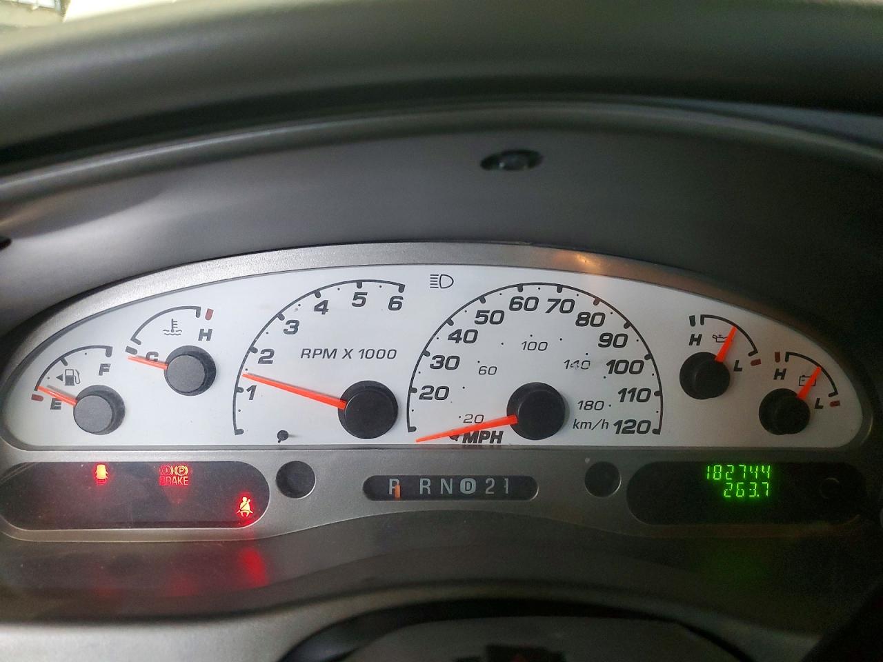 2005 Ford Explorer Sport Trac Silver vin: 1FMZU77K05UB07363