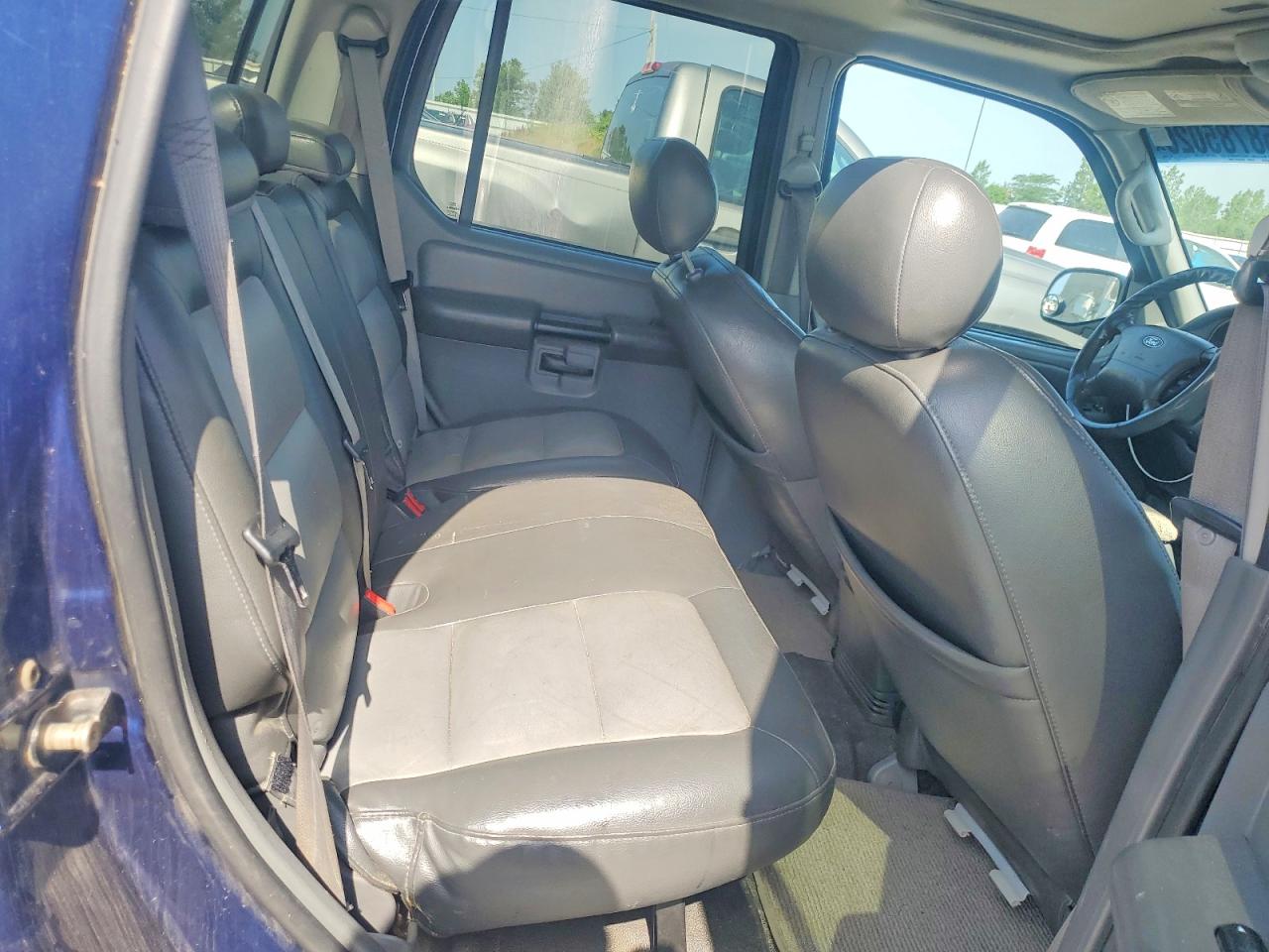 2004 Ford Explorer Sport Trac Синий vin: 1FMZU77K24UC22626